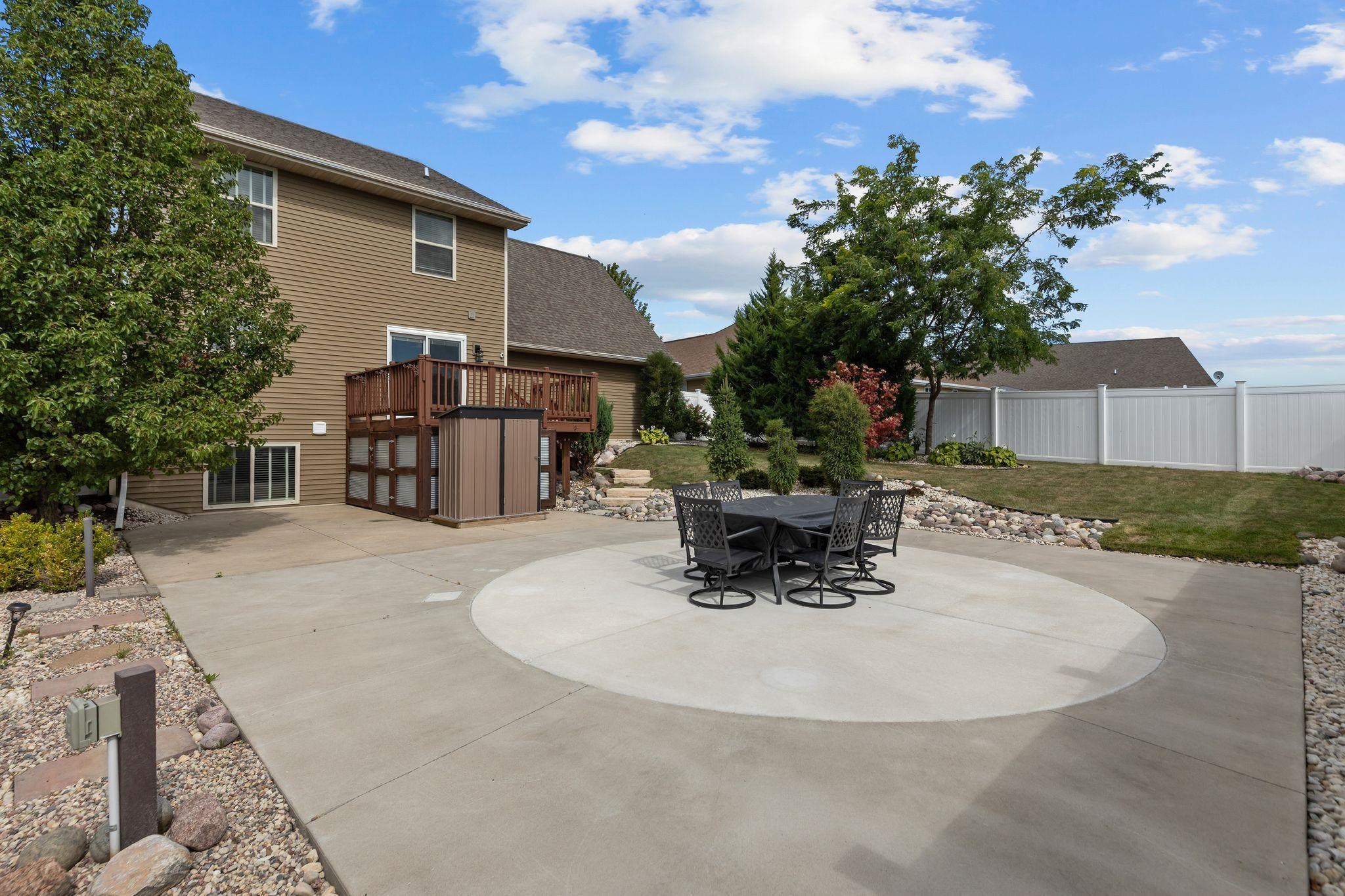 2876 CHRYSTELLA Drive