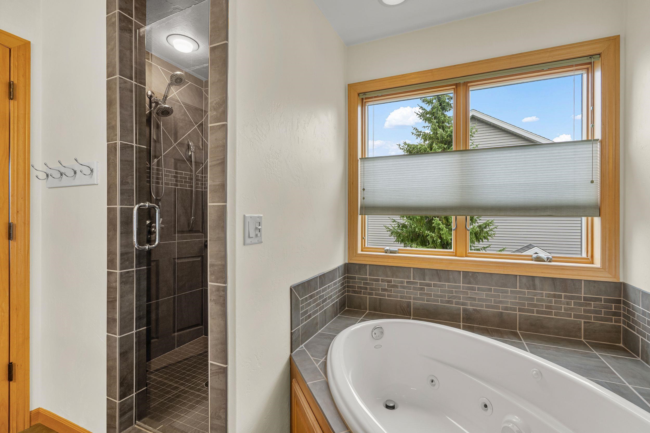 W6571 AUSTIN Drive