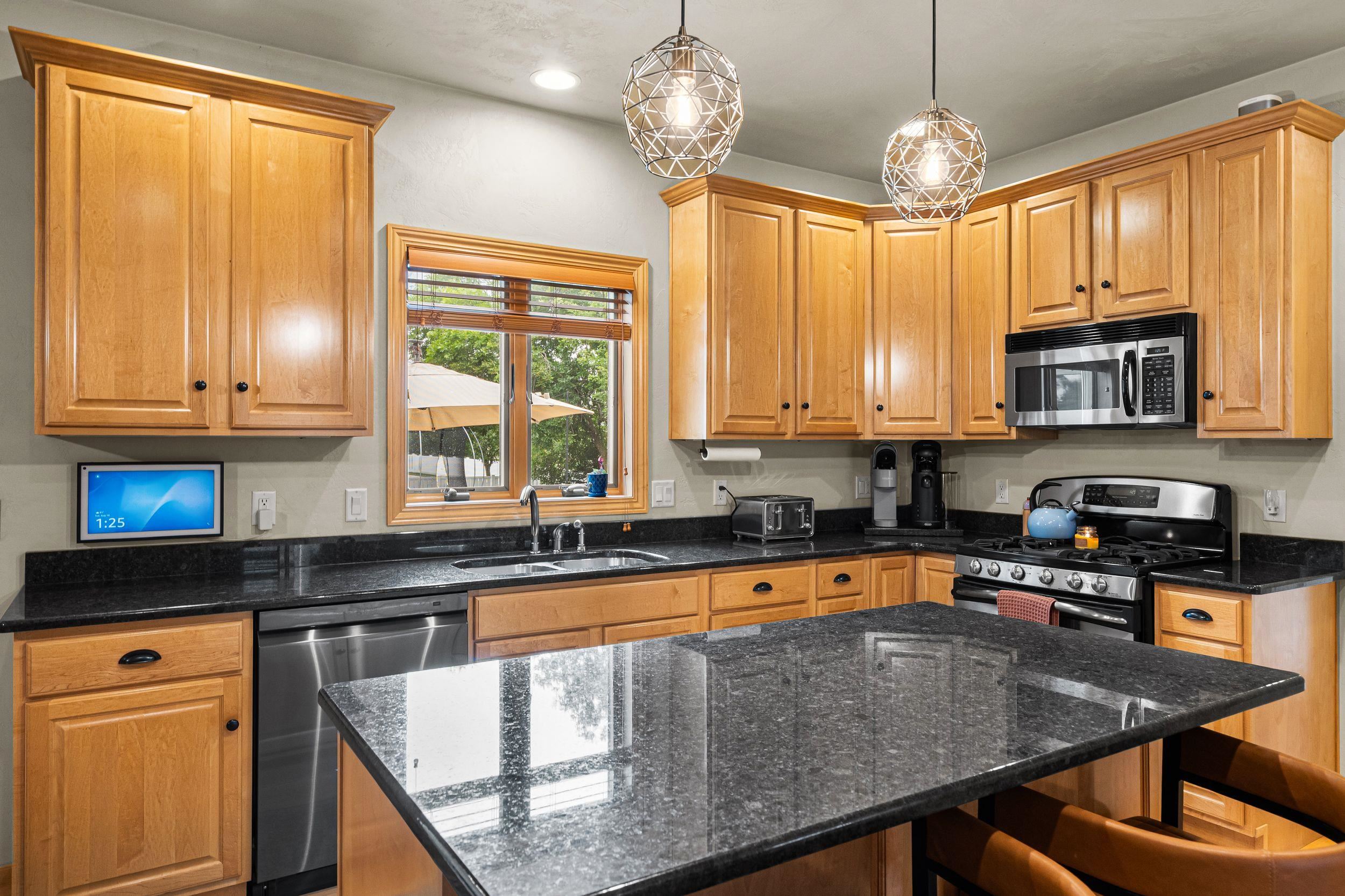 W6571 AUSTIN Drive