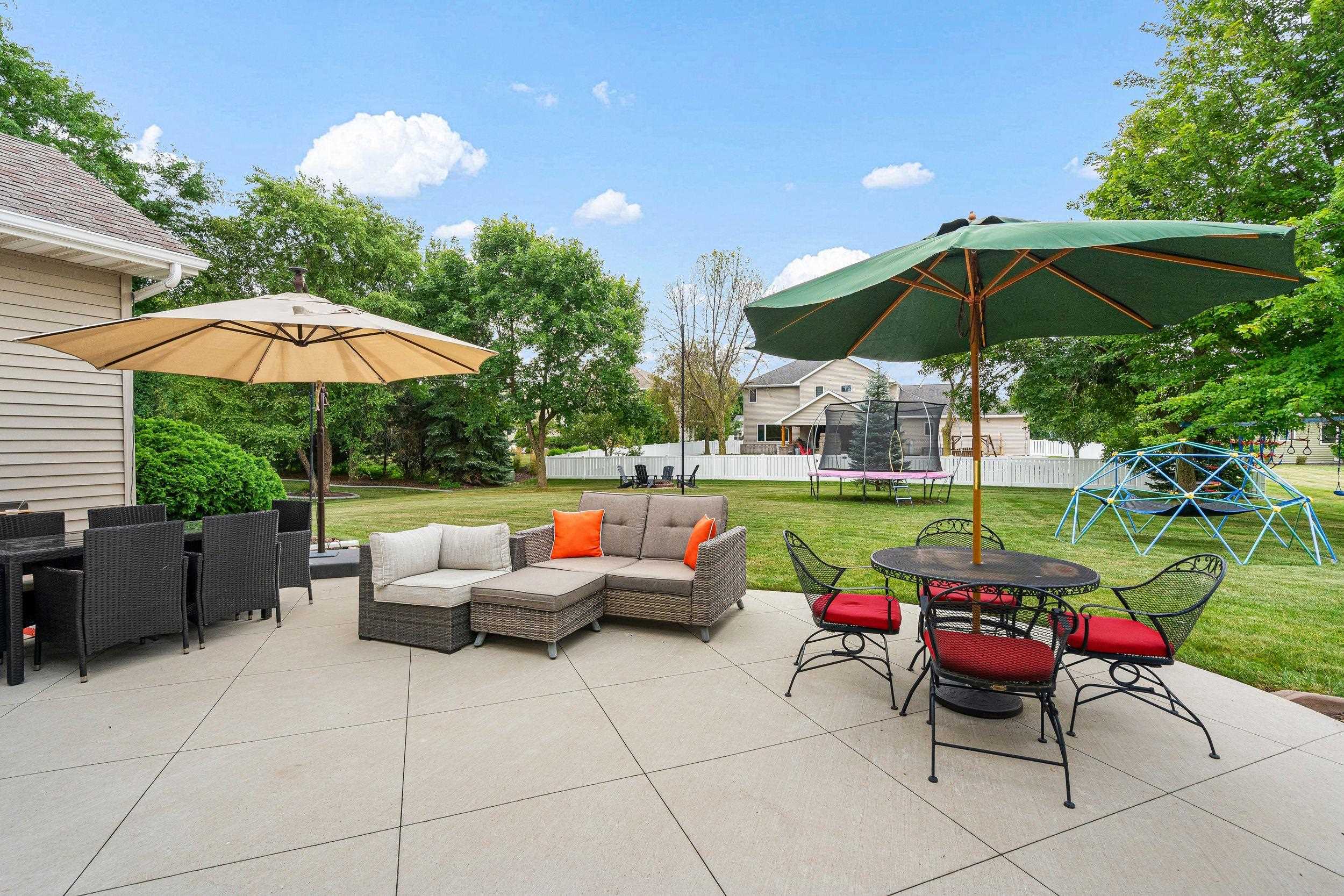 W6571 AUSTIN Drive