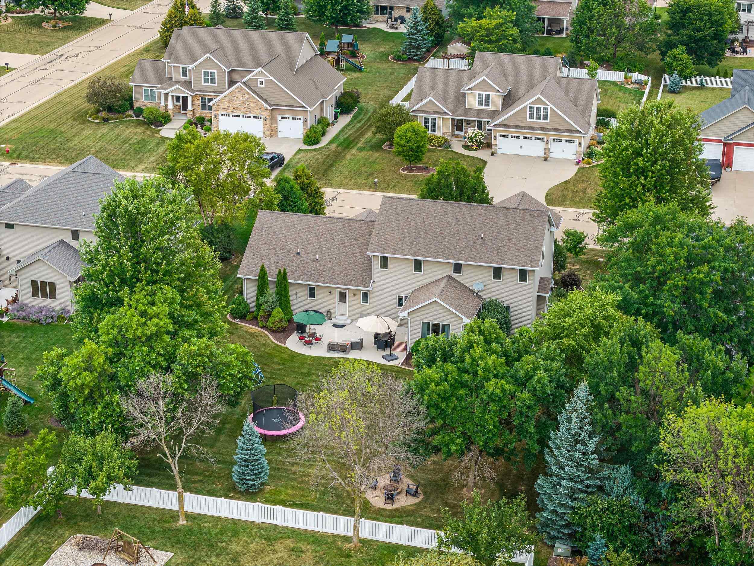 W6571 AUSTIN Drive