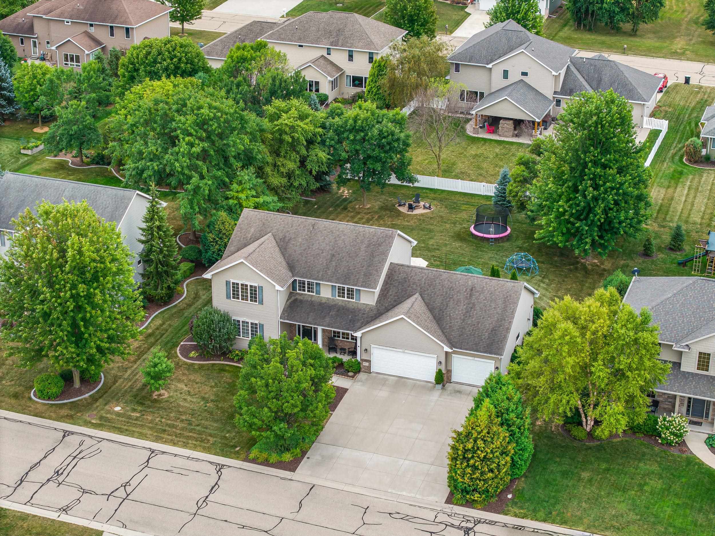 W6571 AUSTIN Drive