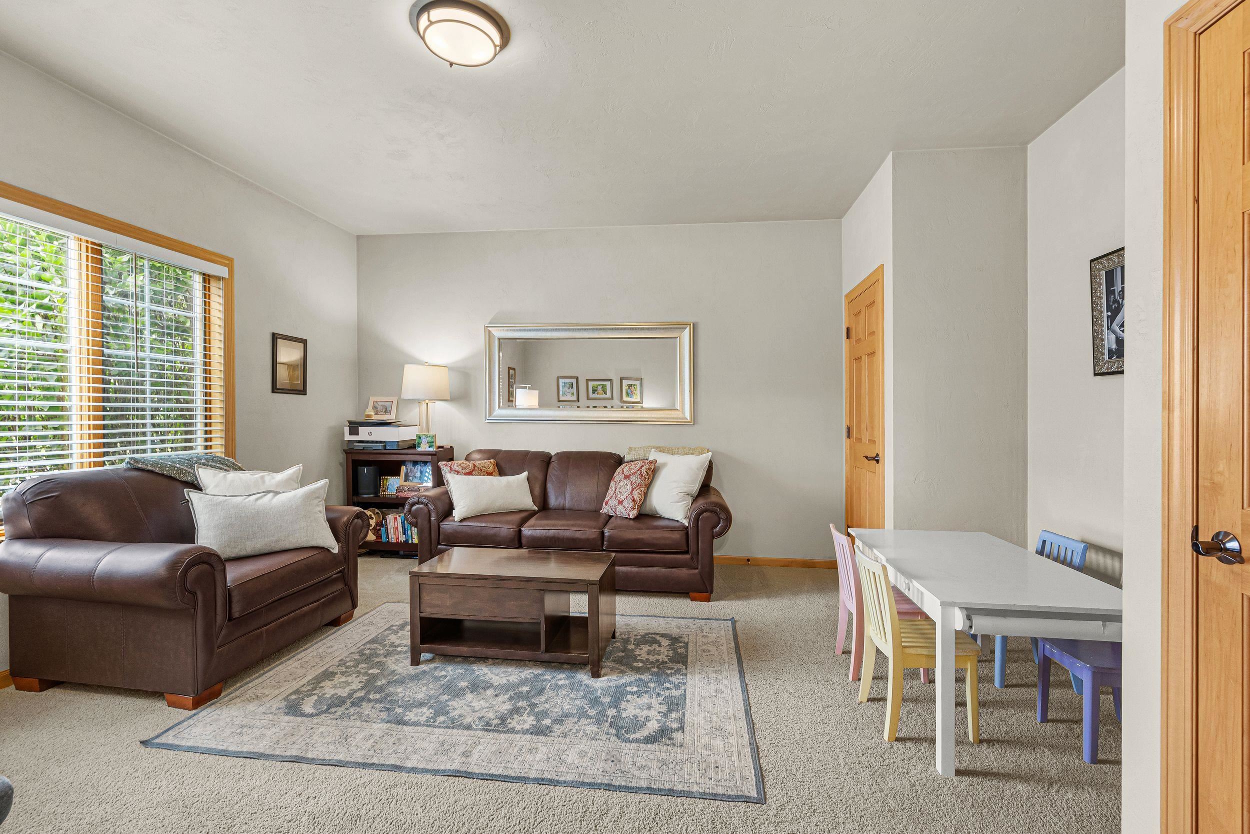 W6571 AUSTIN Drive