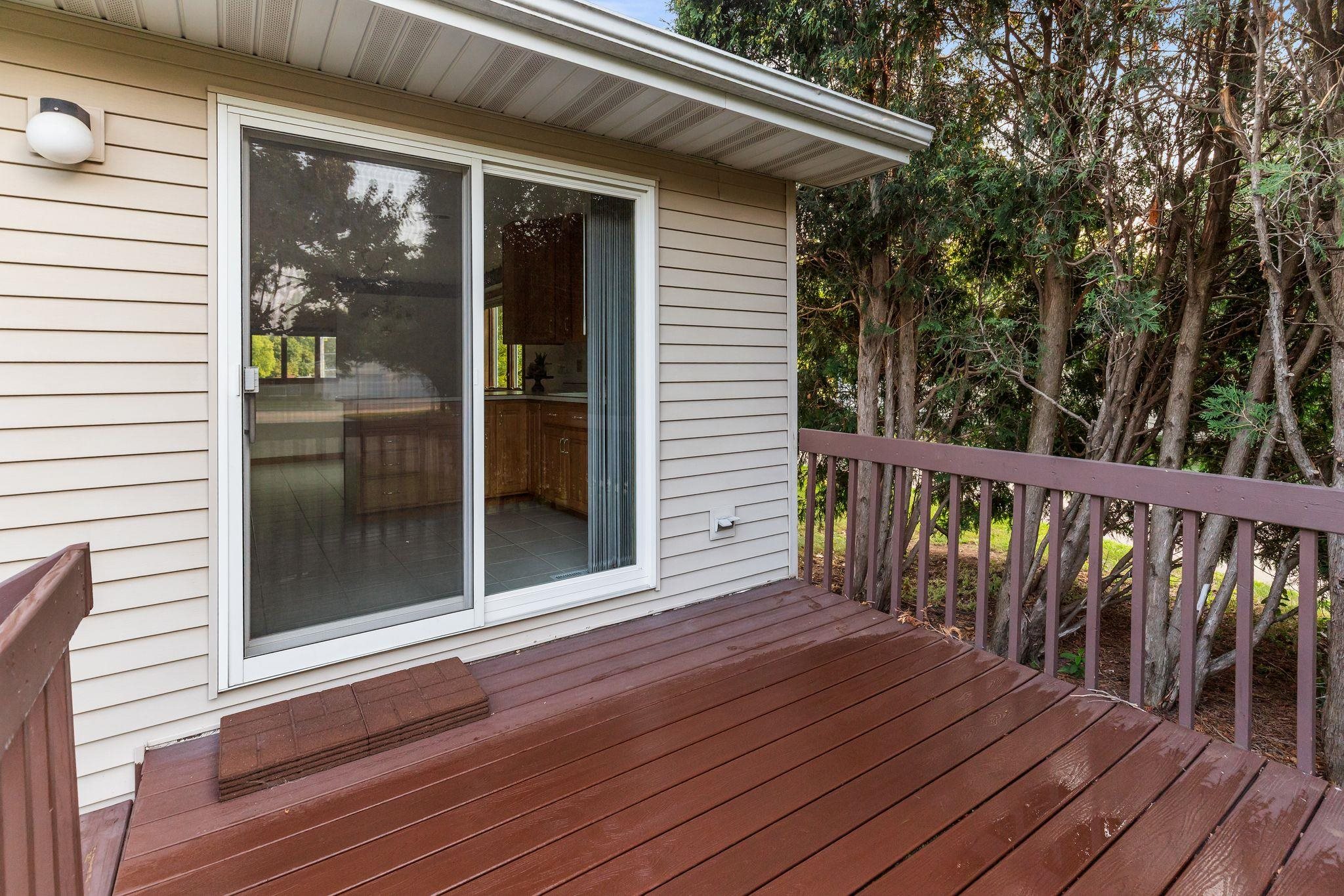 303 PARKVIEW Lane