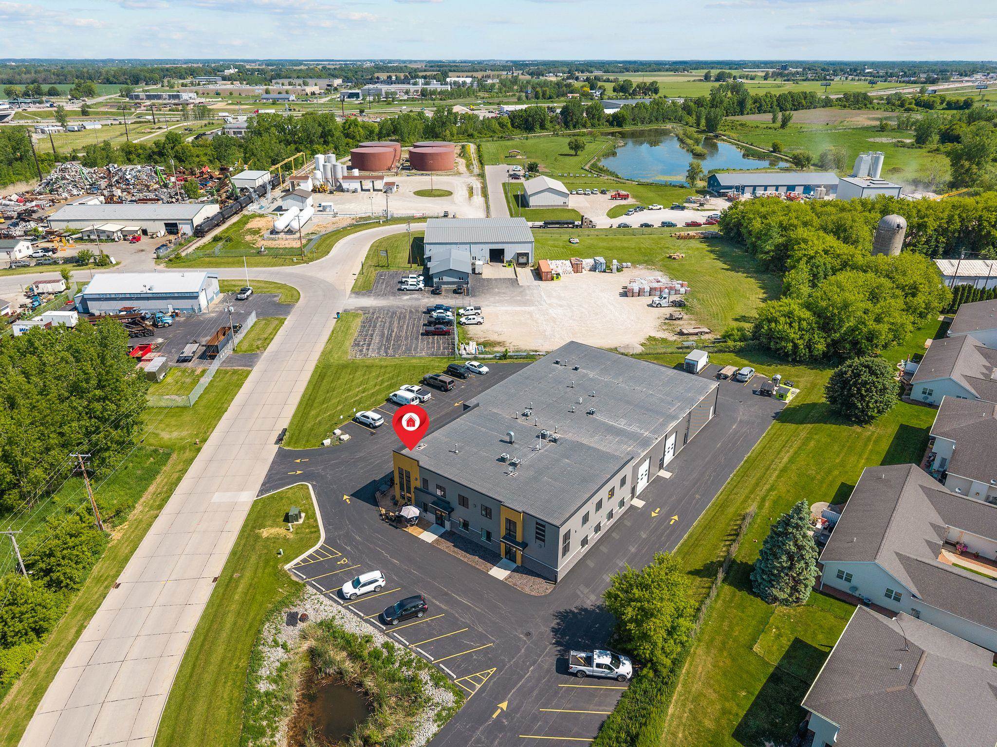 390 E FARMLAND Drive Unit: 207