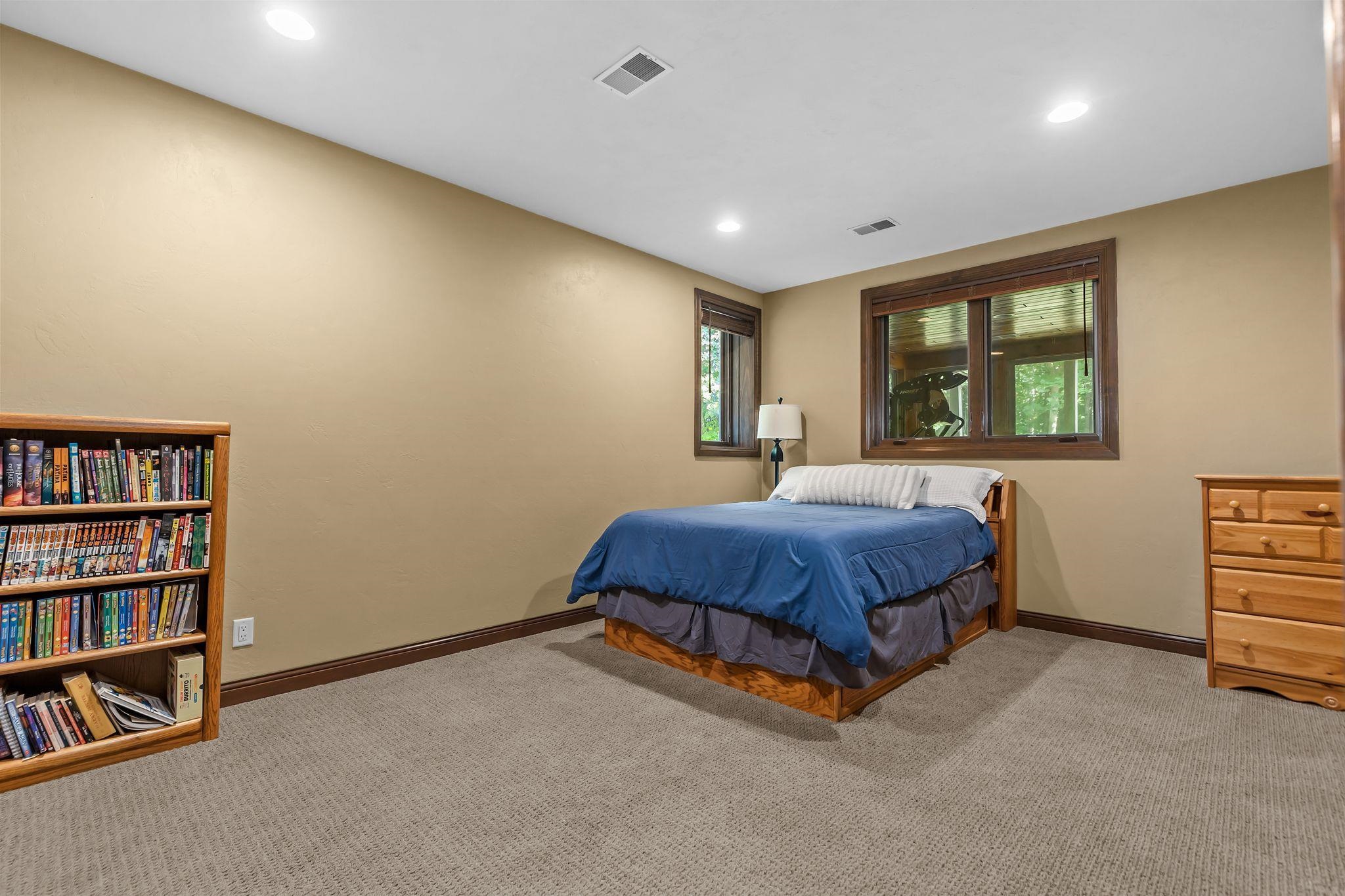 417 HIDDEN RIDGES Way