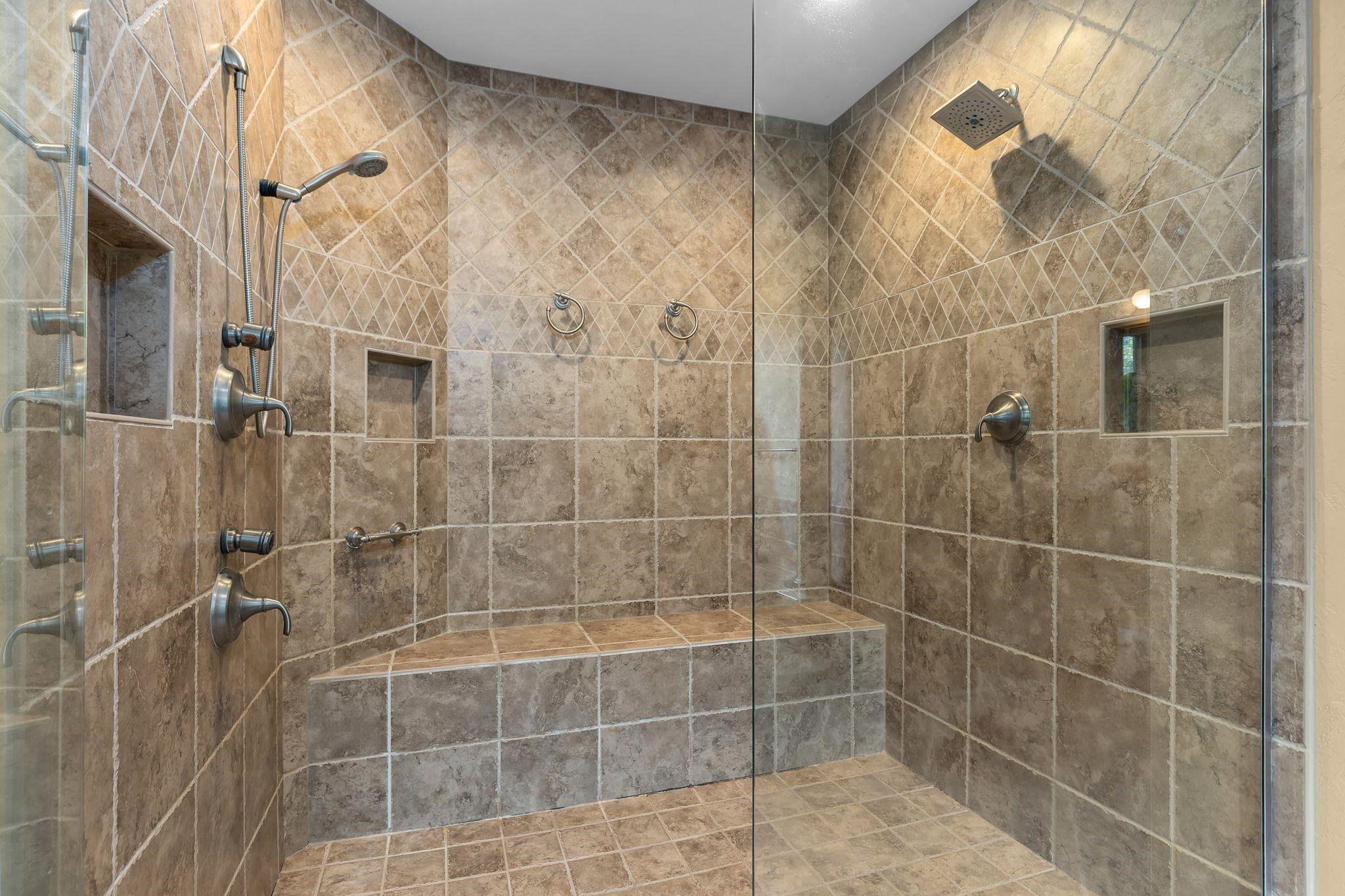 417 HIDDEN RIDGES Way