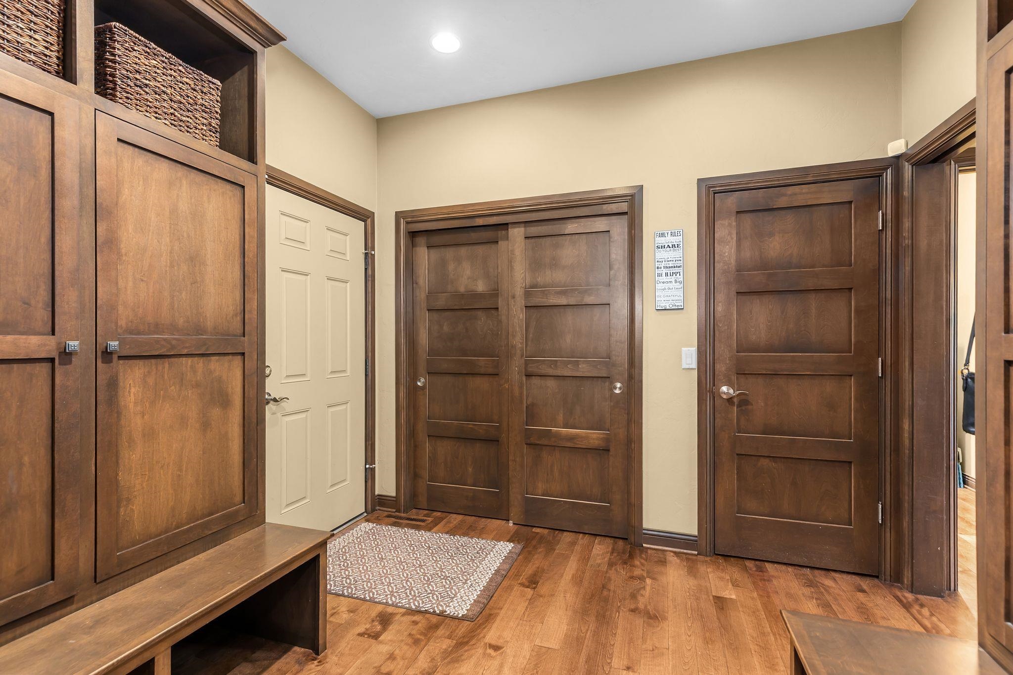 417 HIDDEN RIDGES Way