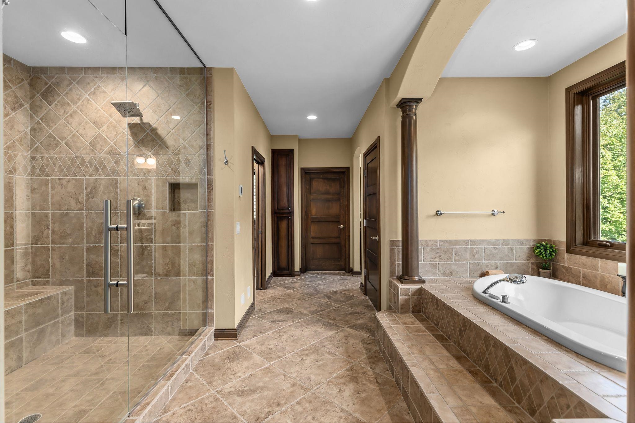 417 HIDDEN RIDGES Way
