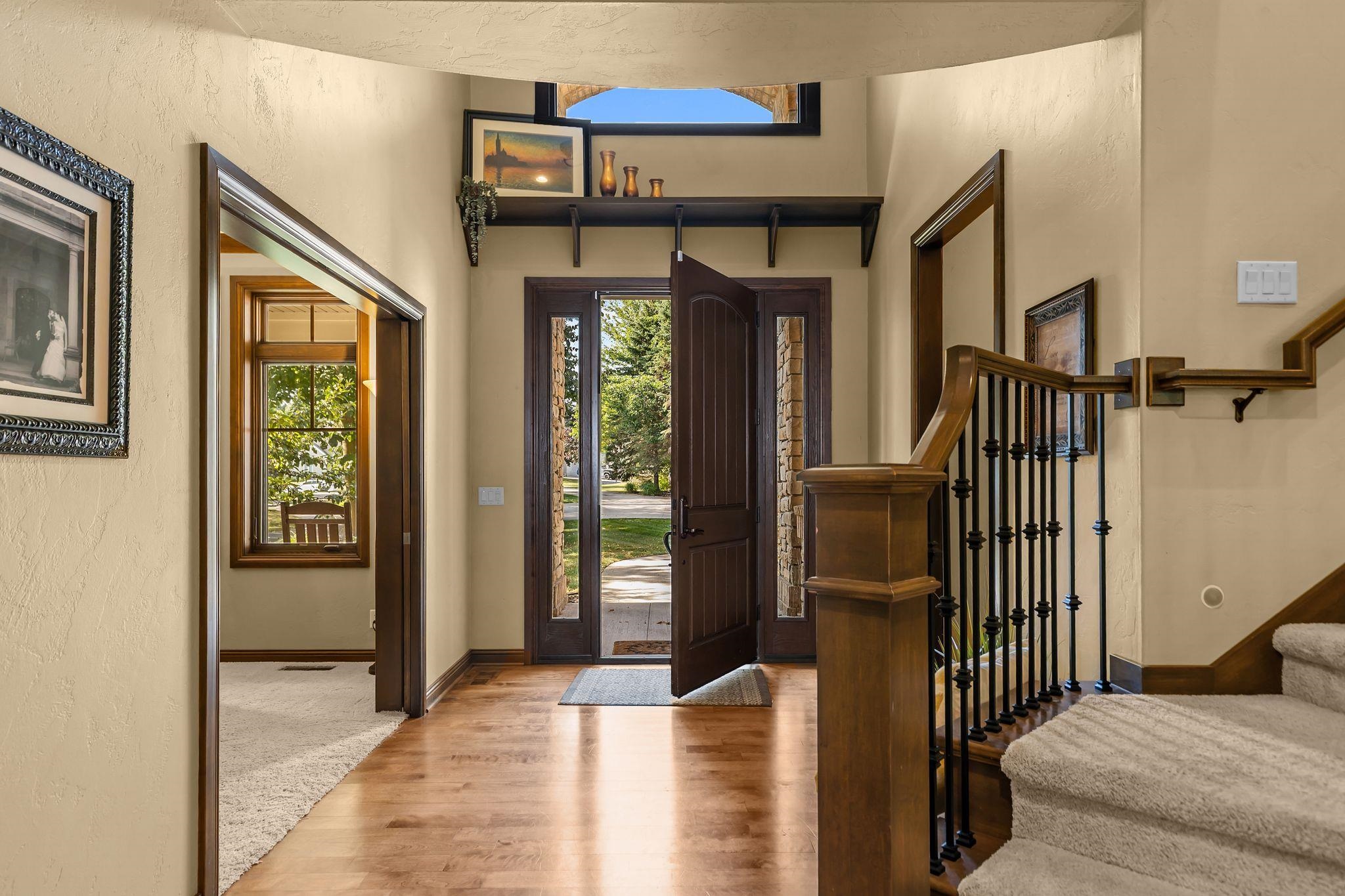 417 HIDDEN RIDGES Way
