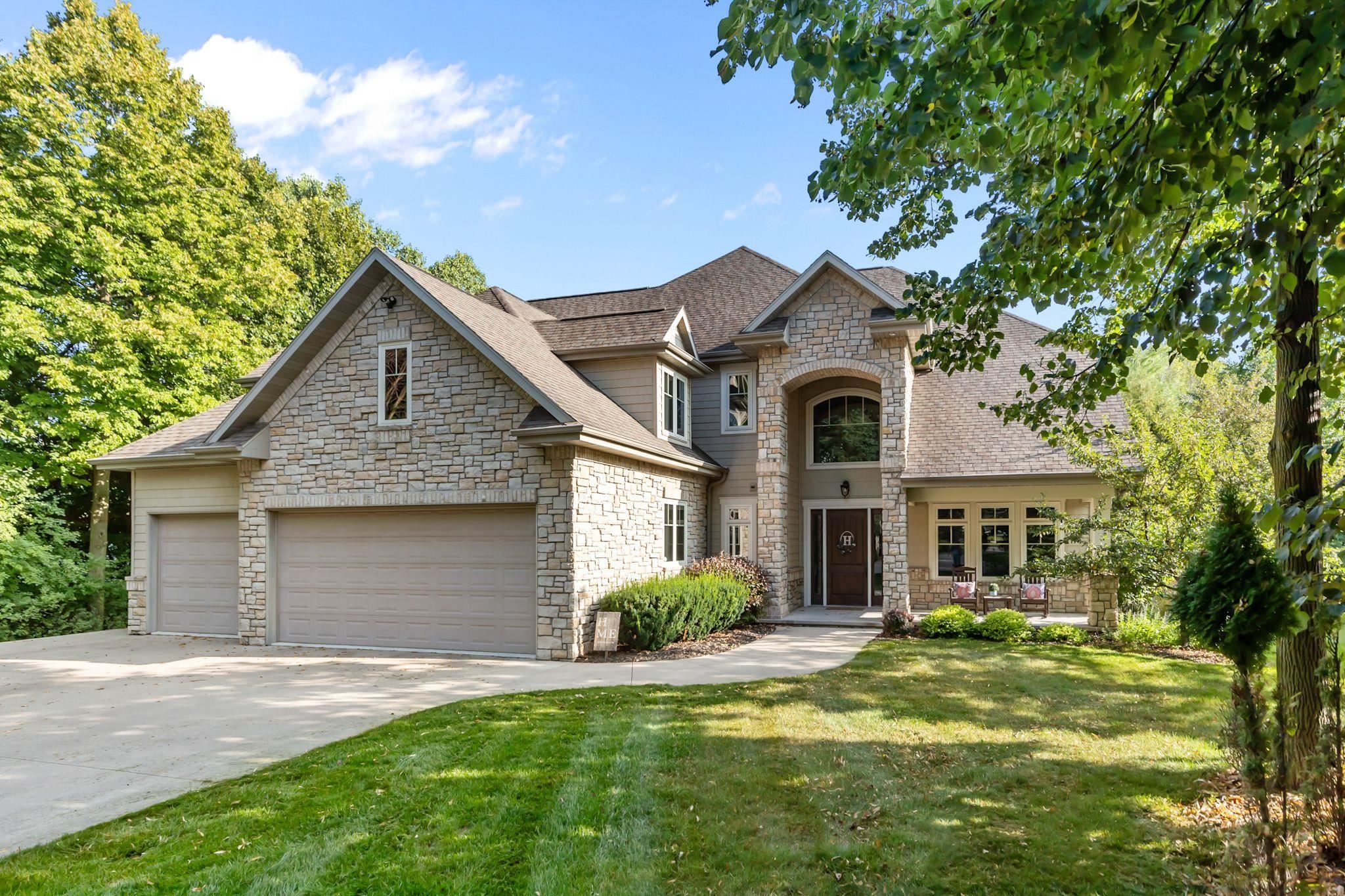417 HIDDEN RIDGES Way