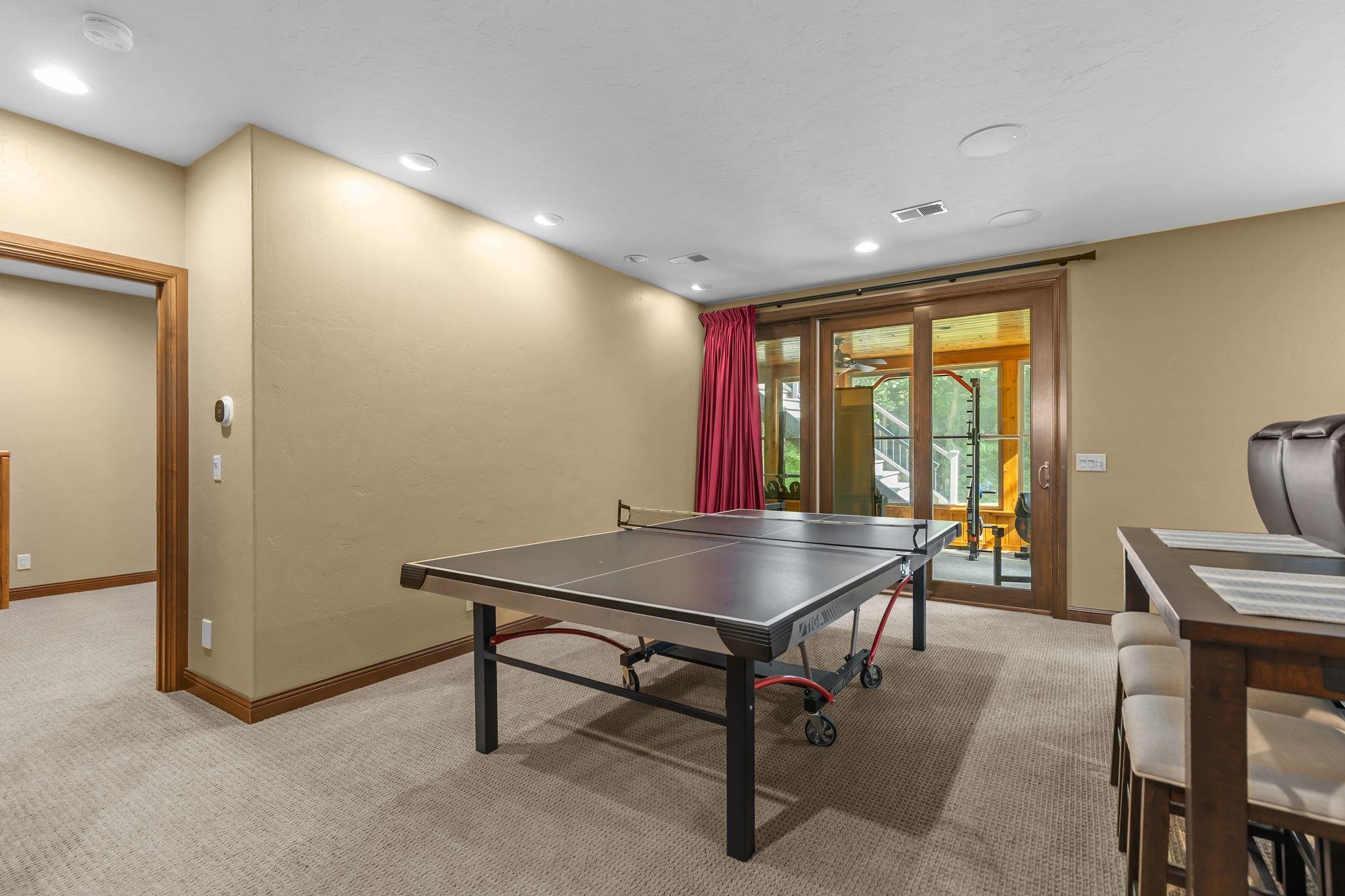 417 HIDDEN RIDGES Way