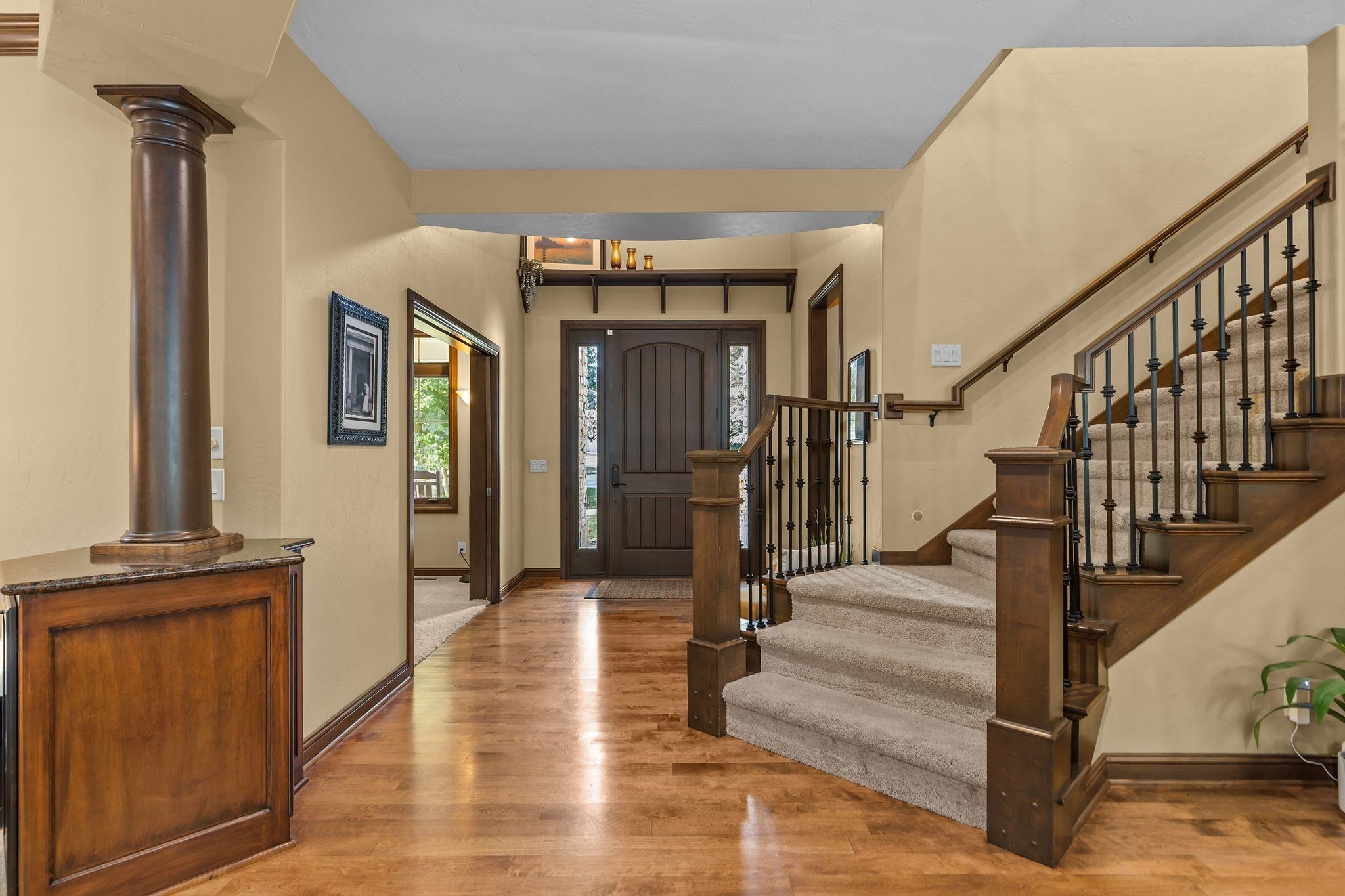 417 HIDDEN RIDGES Way
