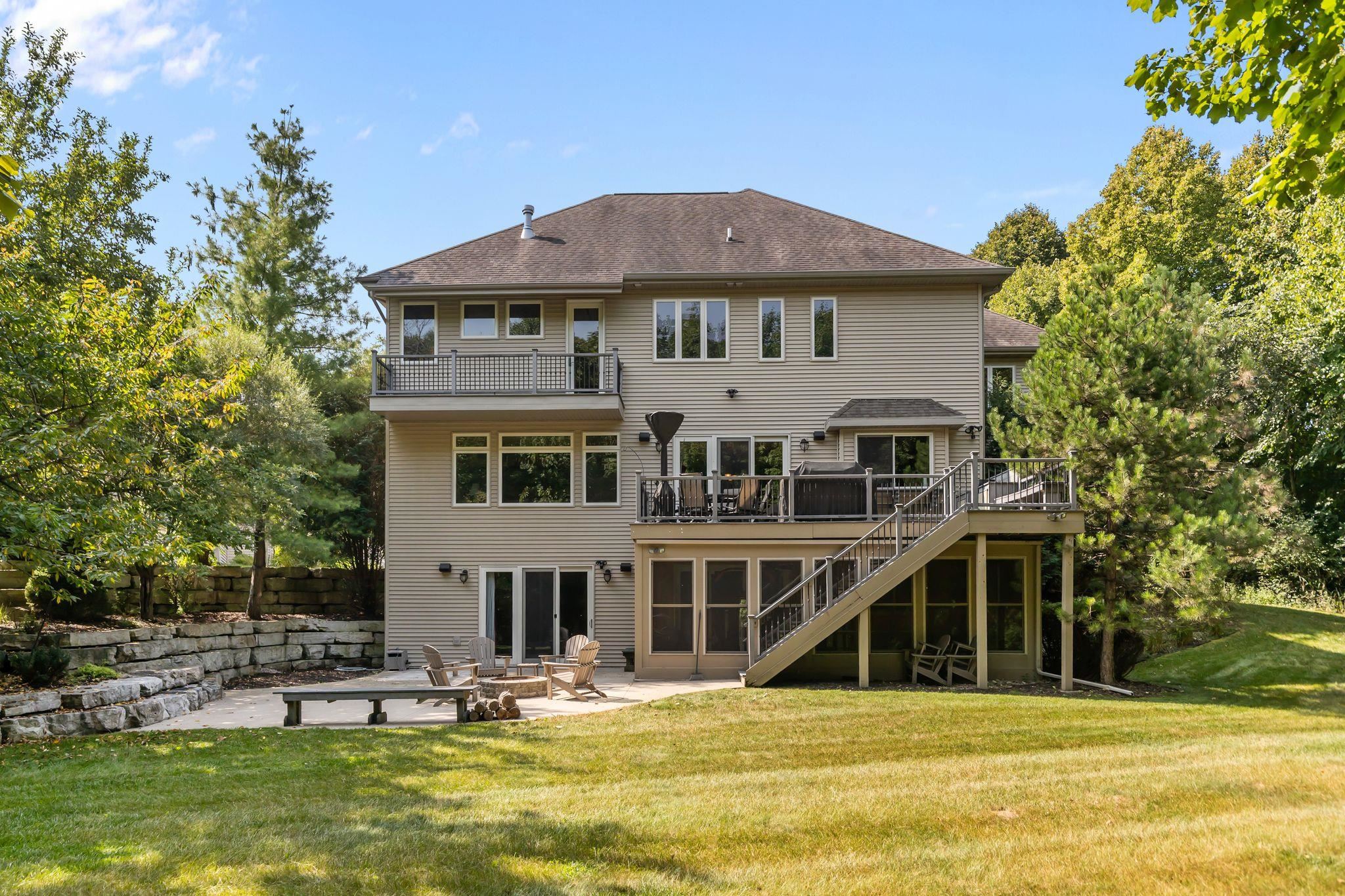 417 HIDDEN RIDGES Way
