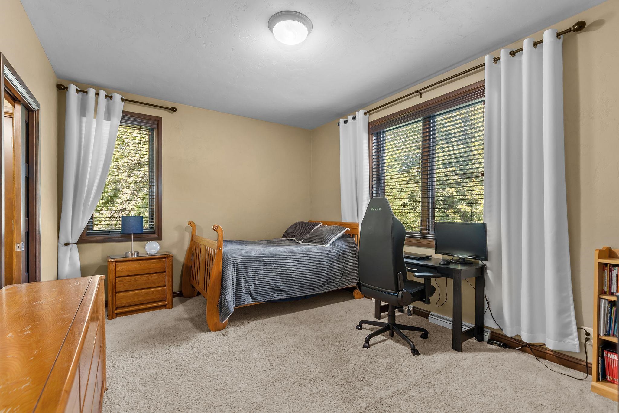 417 HIDDEN RIDGES Way