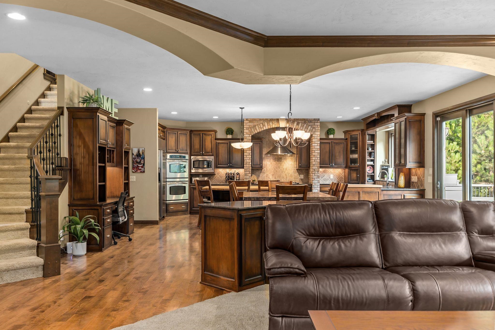 417 HIDDEN RIDGES Way