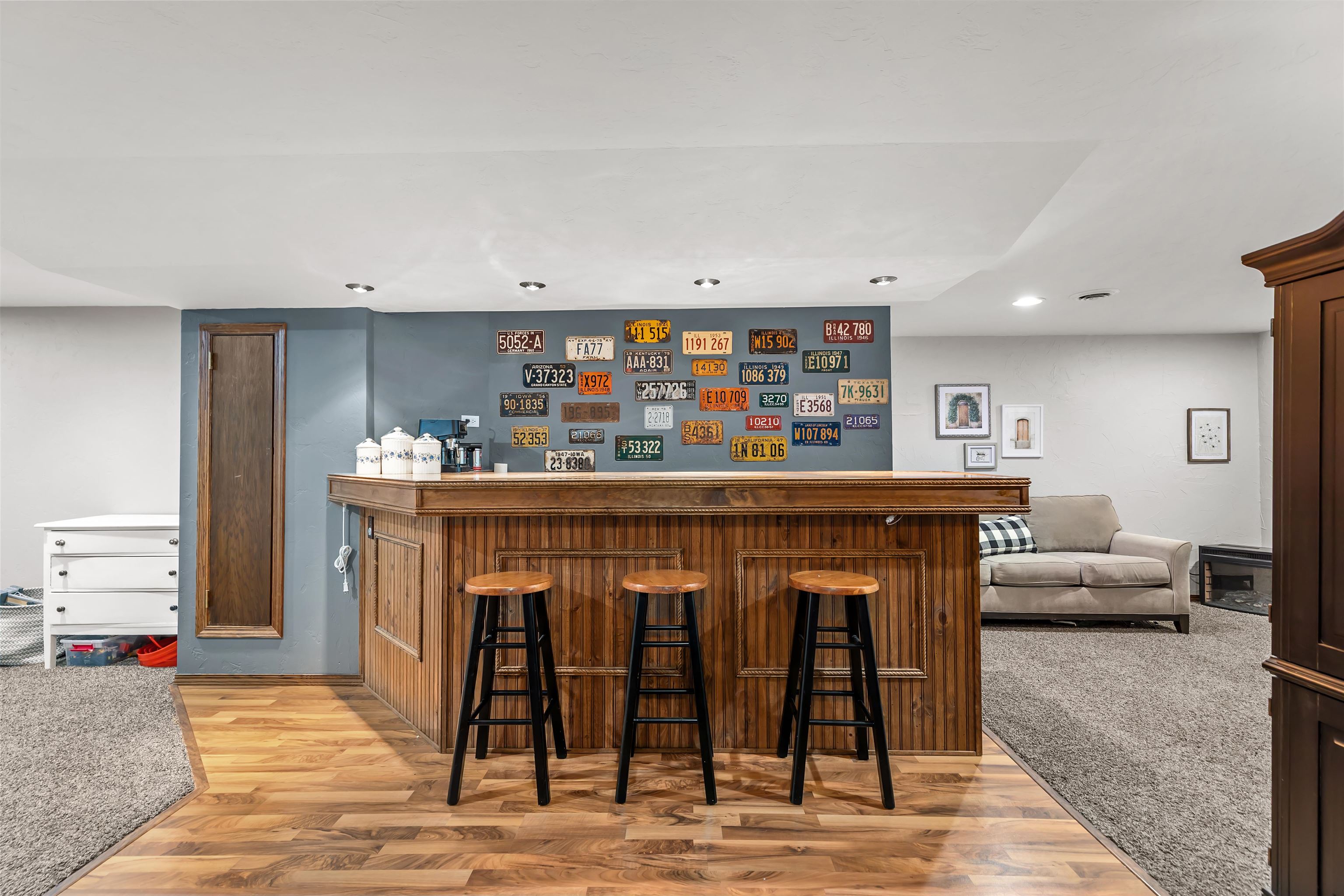 2108 S HORIZON Drive
