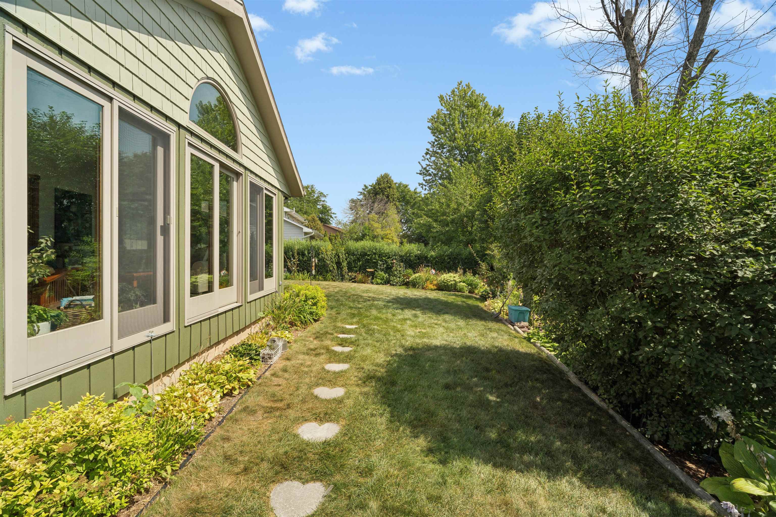 1337 ORCHARD Court