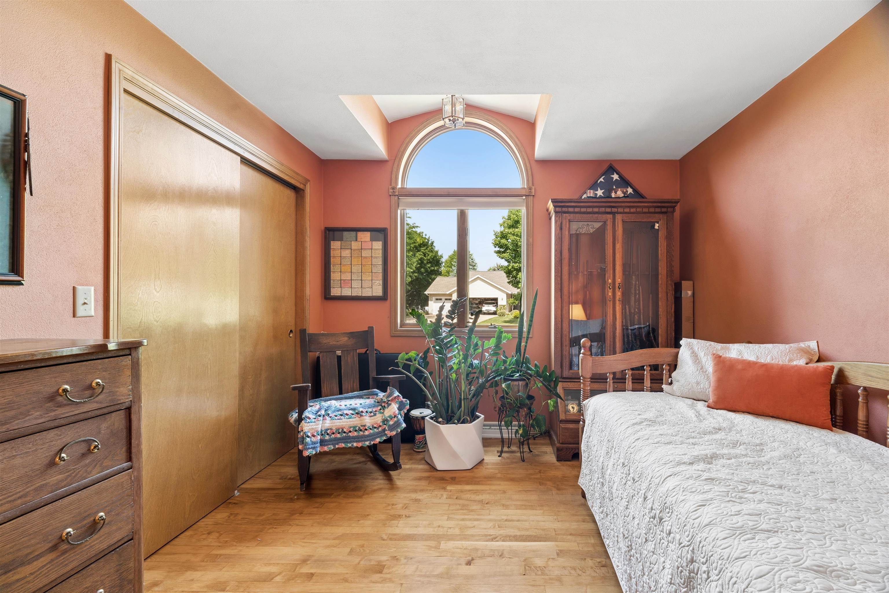 1337 ORCHARD Court