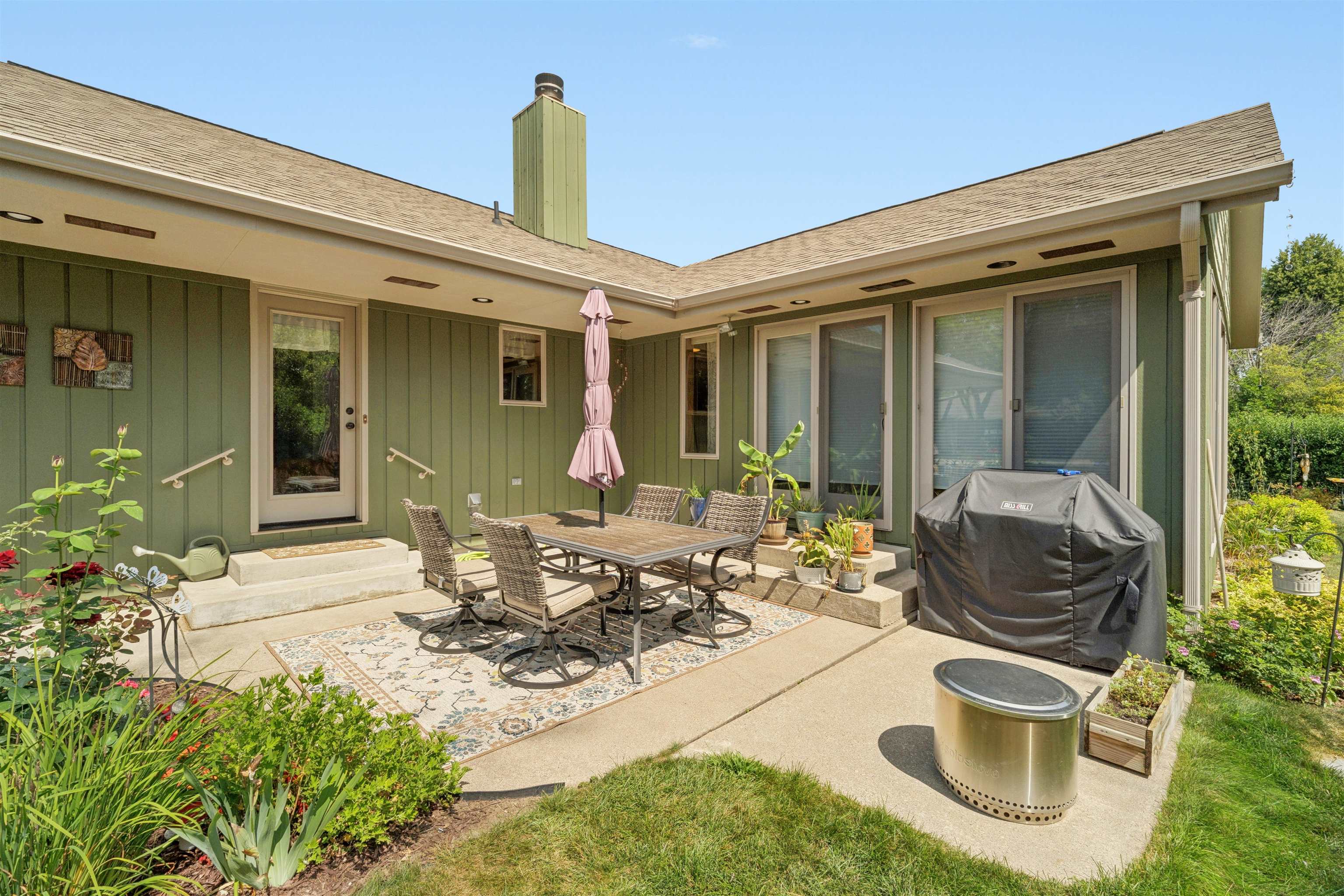 1337 ORCHARD Court