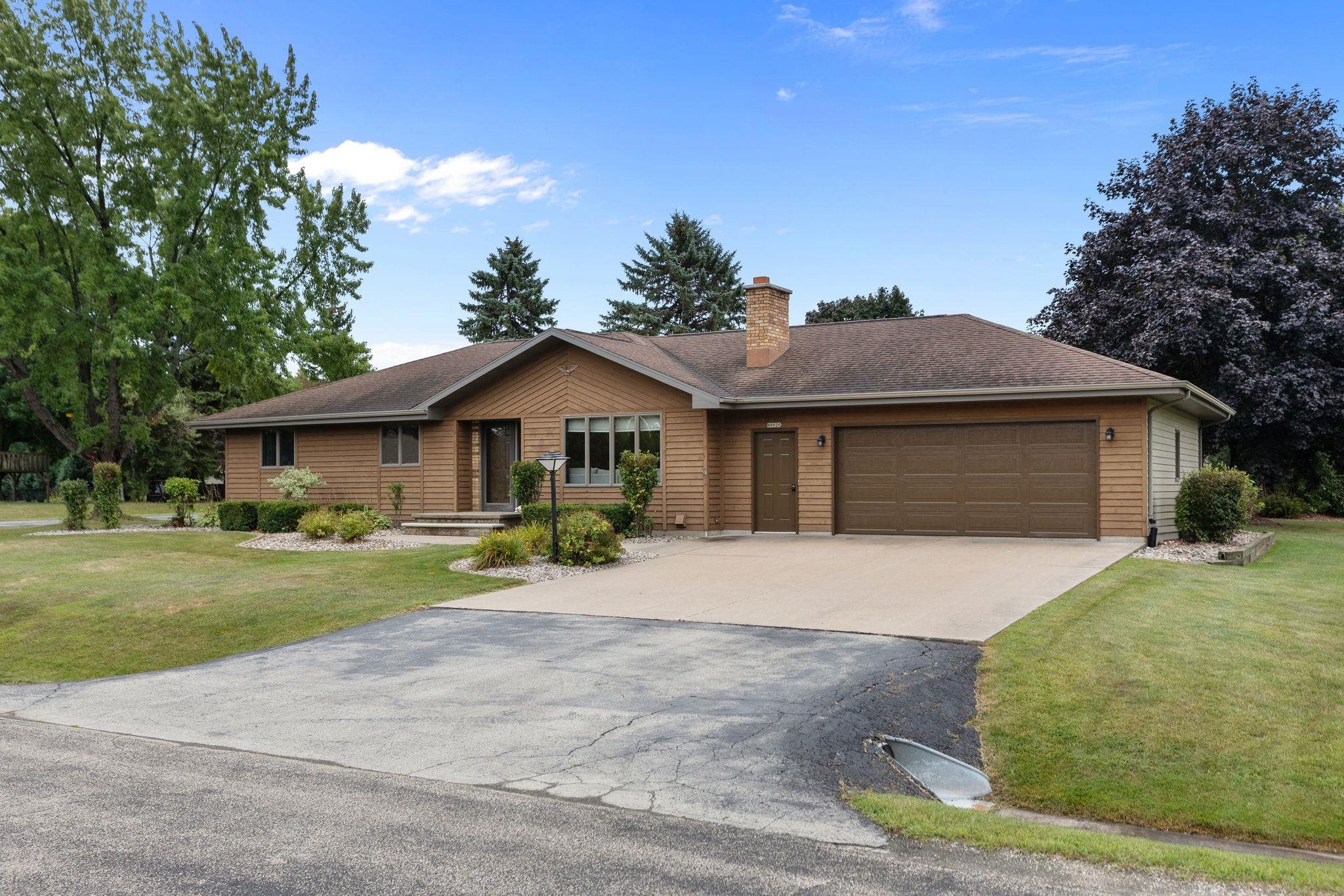 N9626 DARBOY Drive