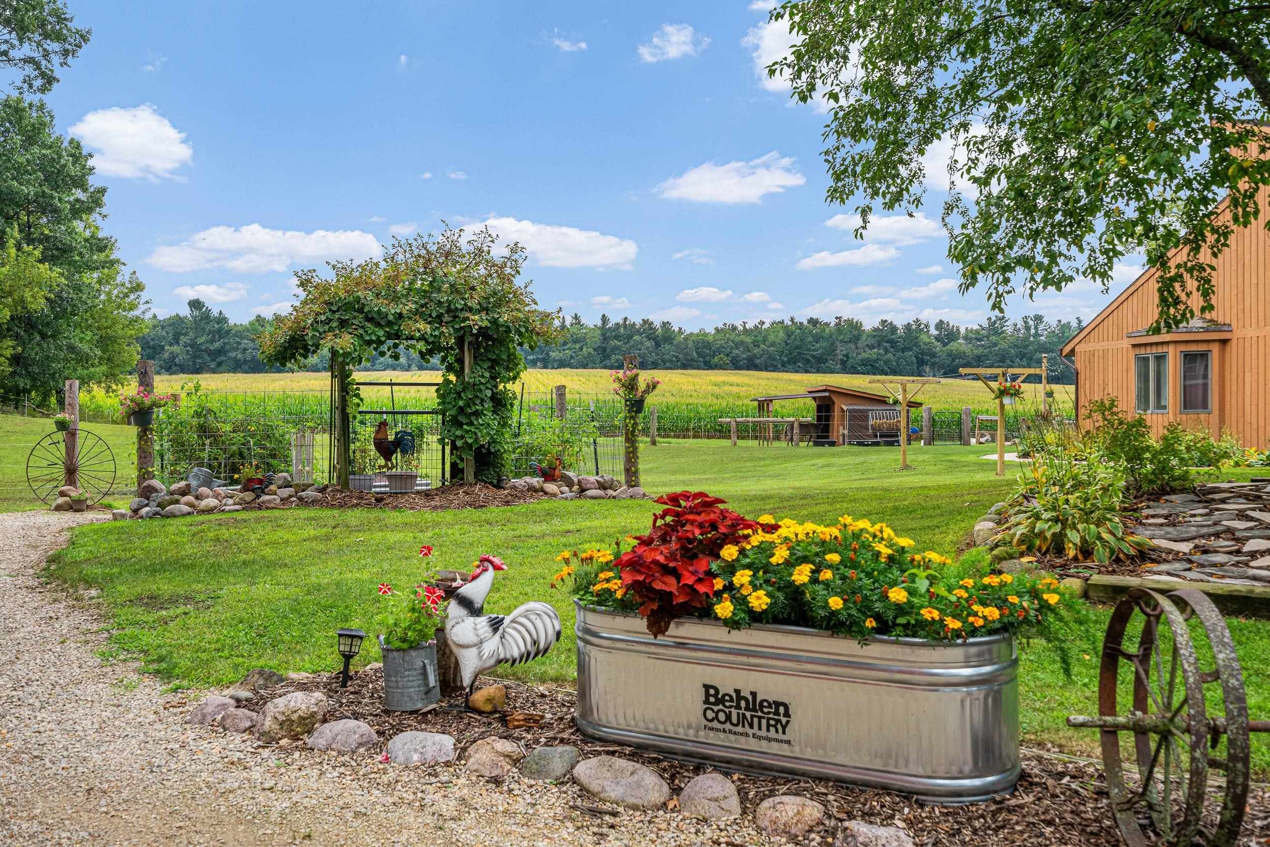 E8643 PINE VALLEY Lane