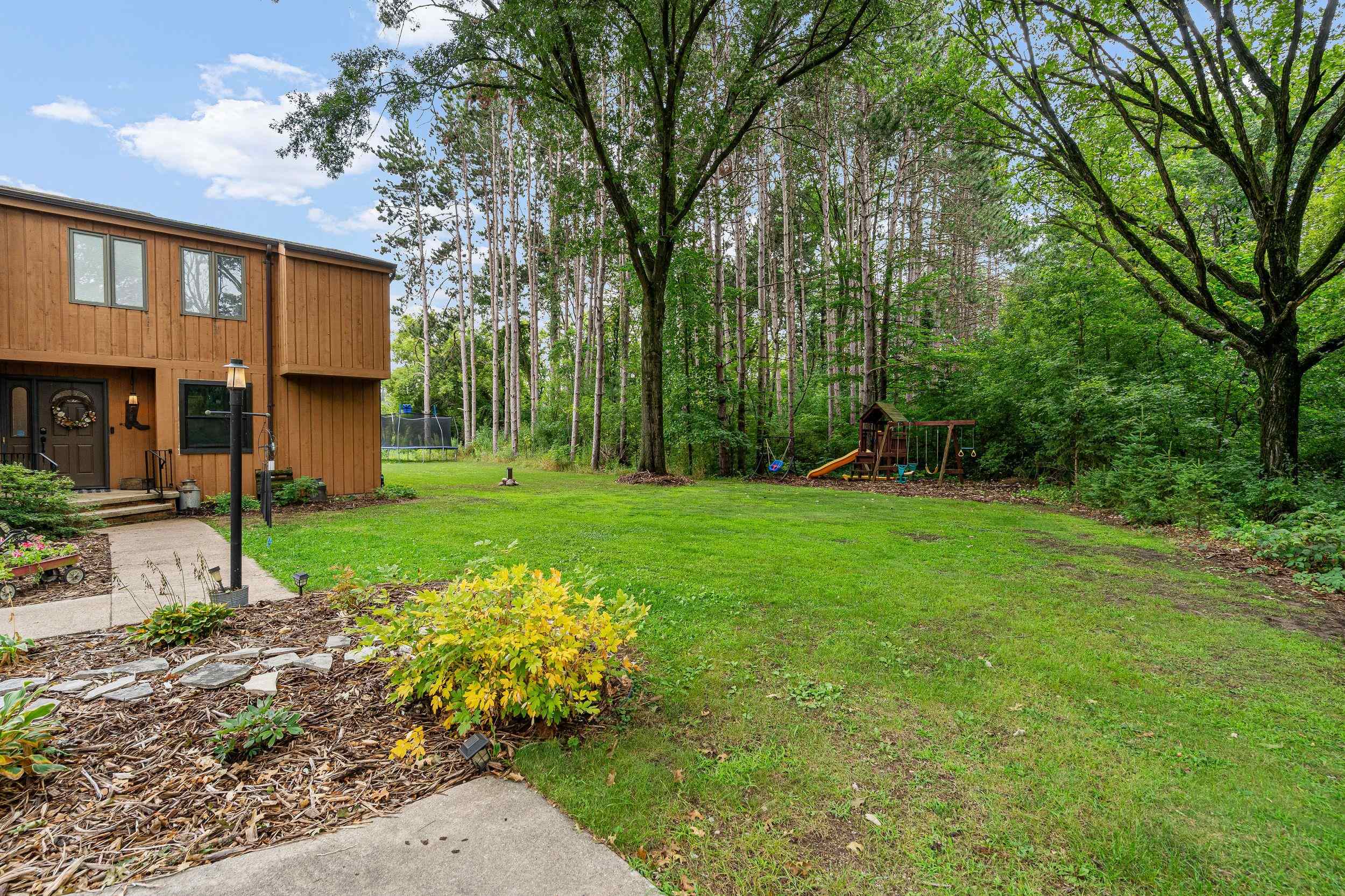 E8643 PINE VALLEY Lane