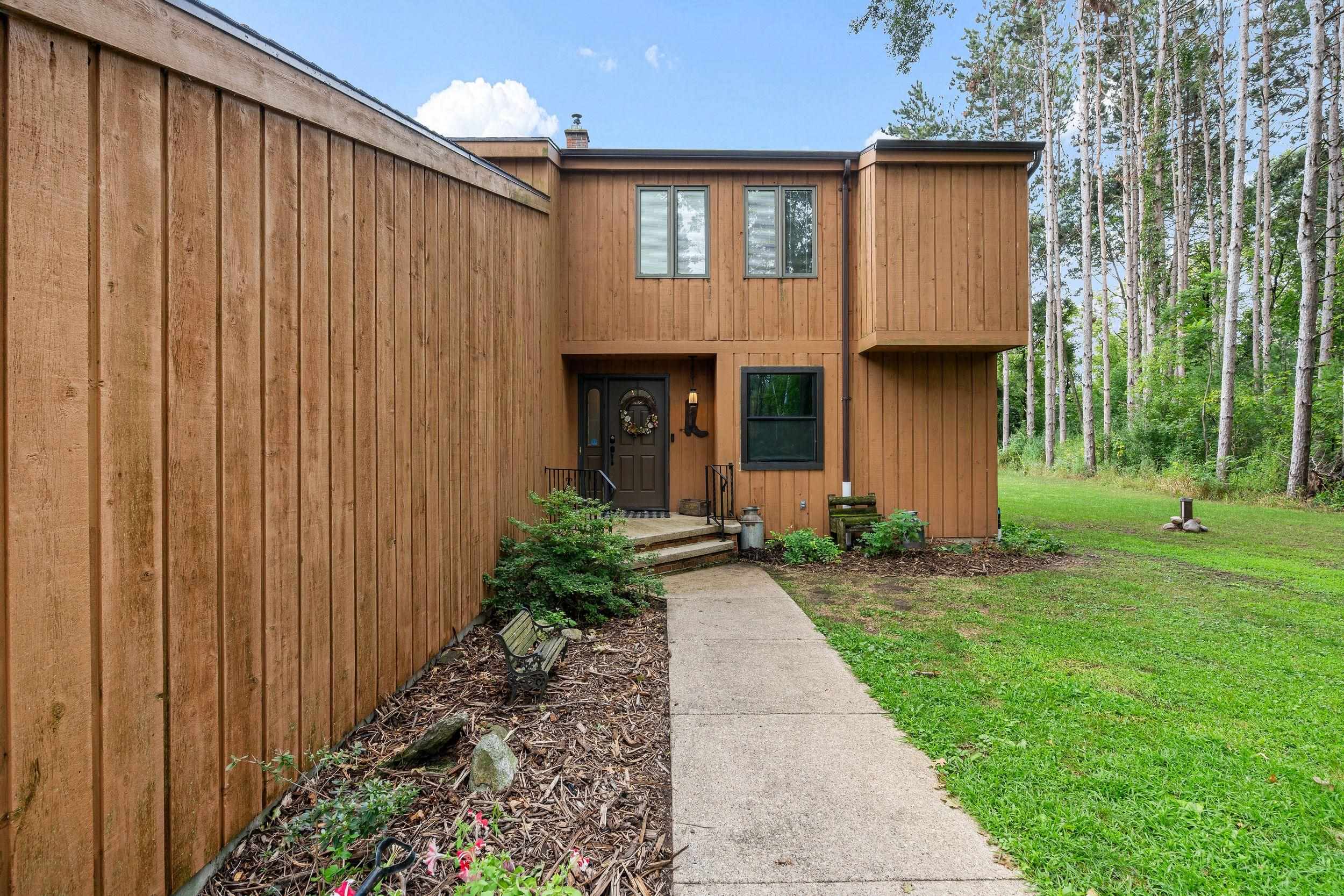 E8643 PINE VALLEY Lane