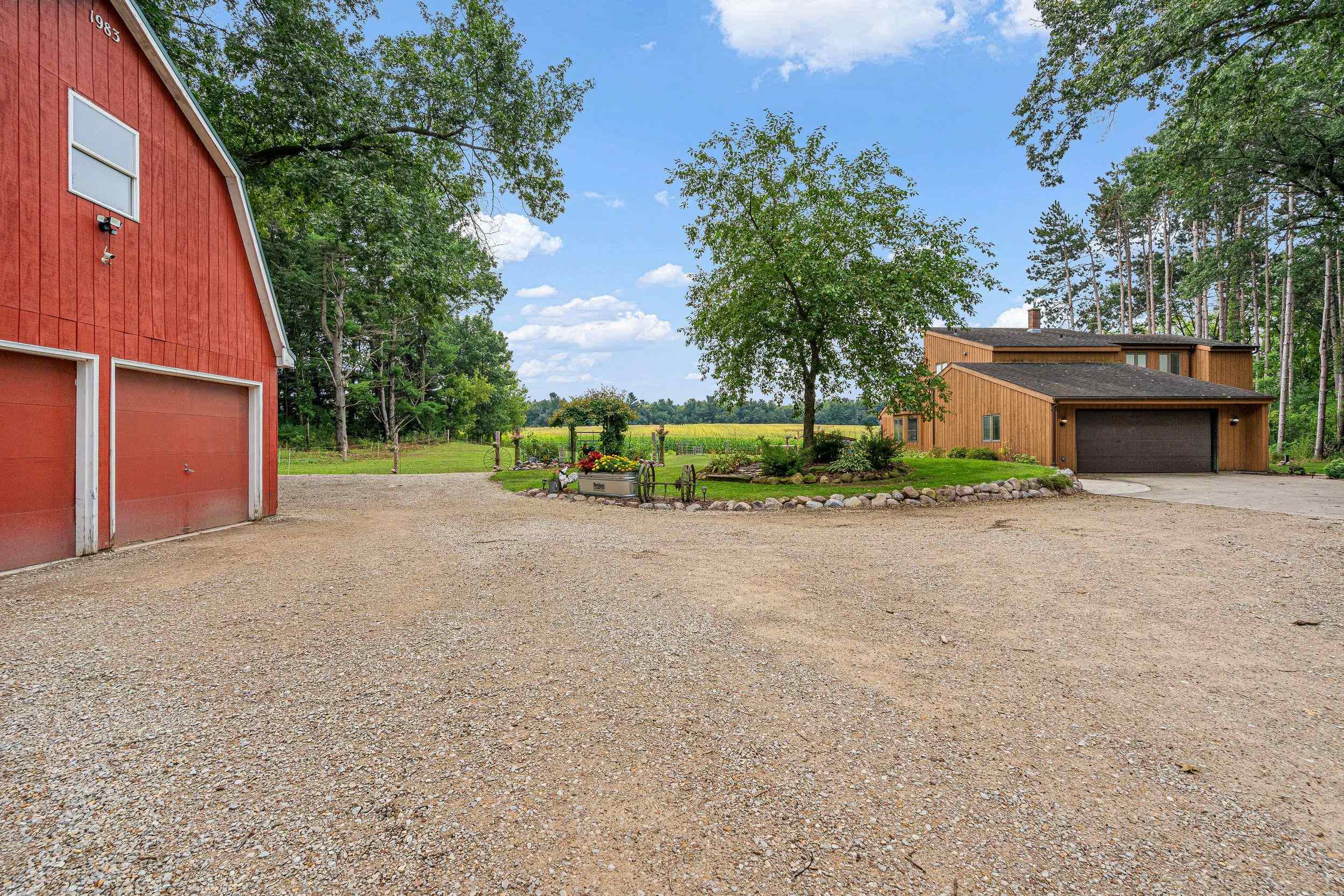 E8643 PINE VALLEY Lane