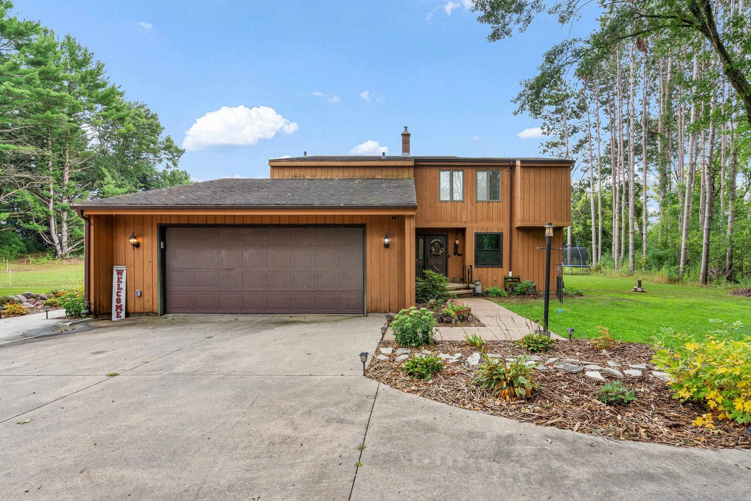 E8643 PINE VALLEY Lane