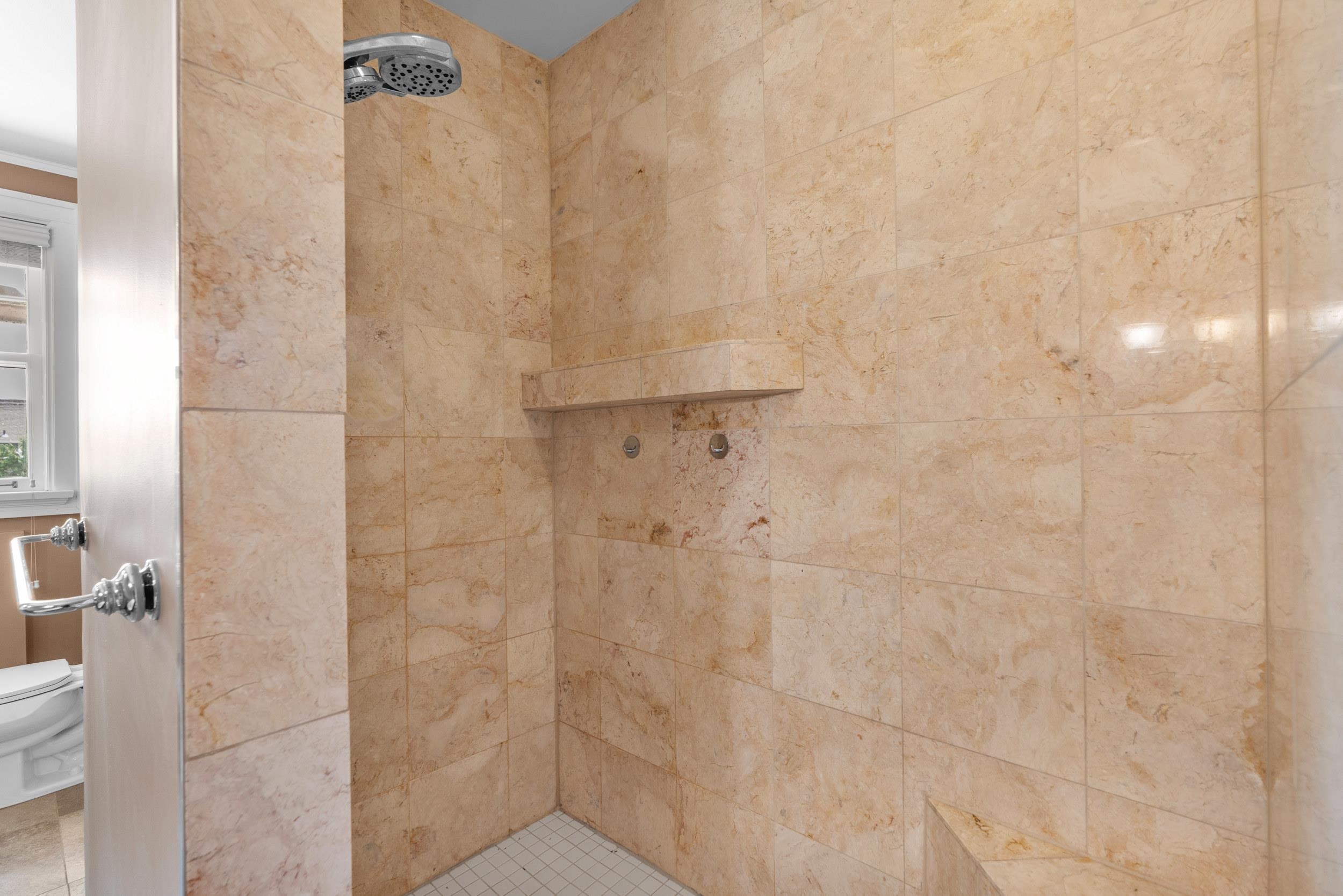 428 9TH Street