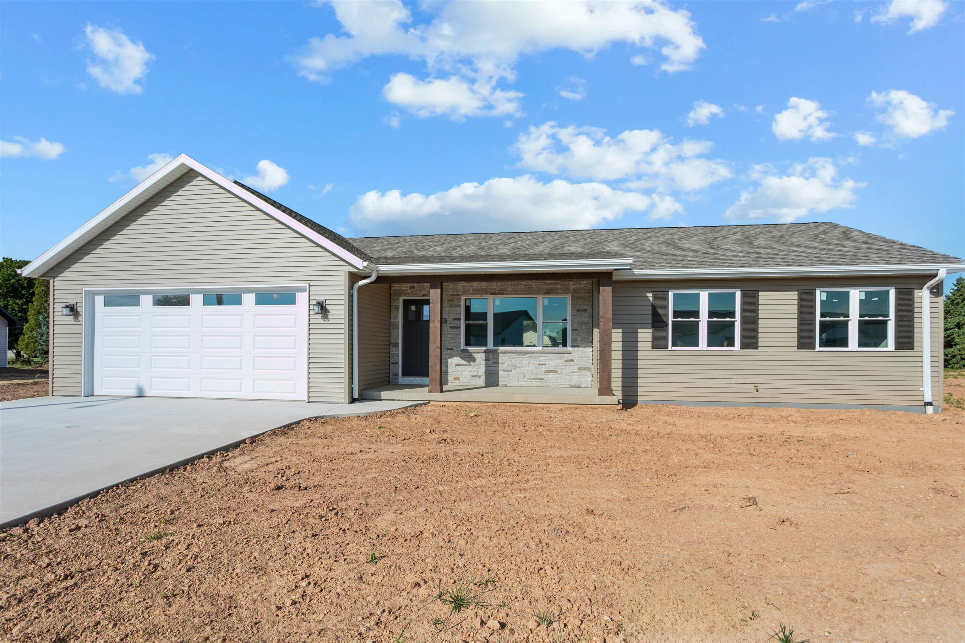 522 RUSTIC RIDGE Lane