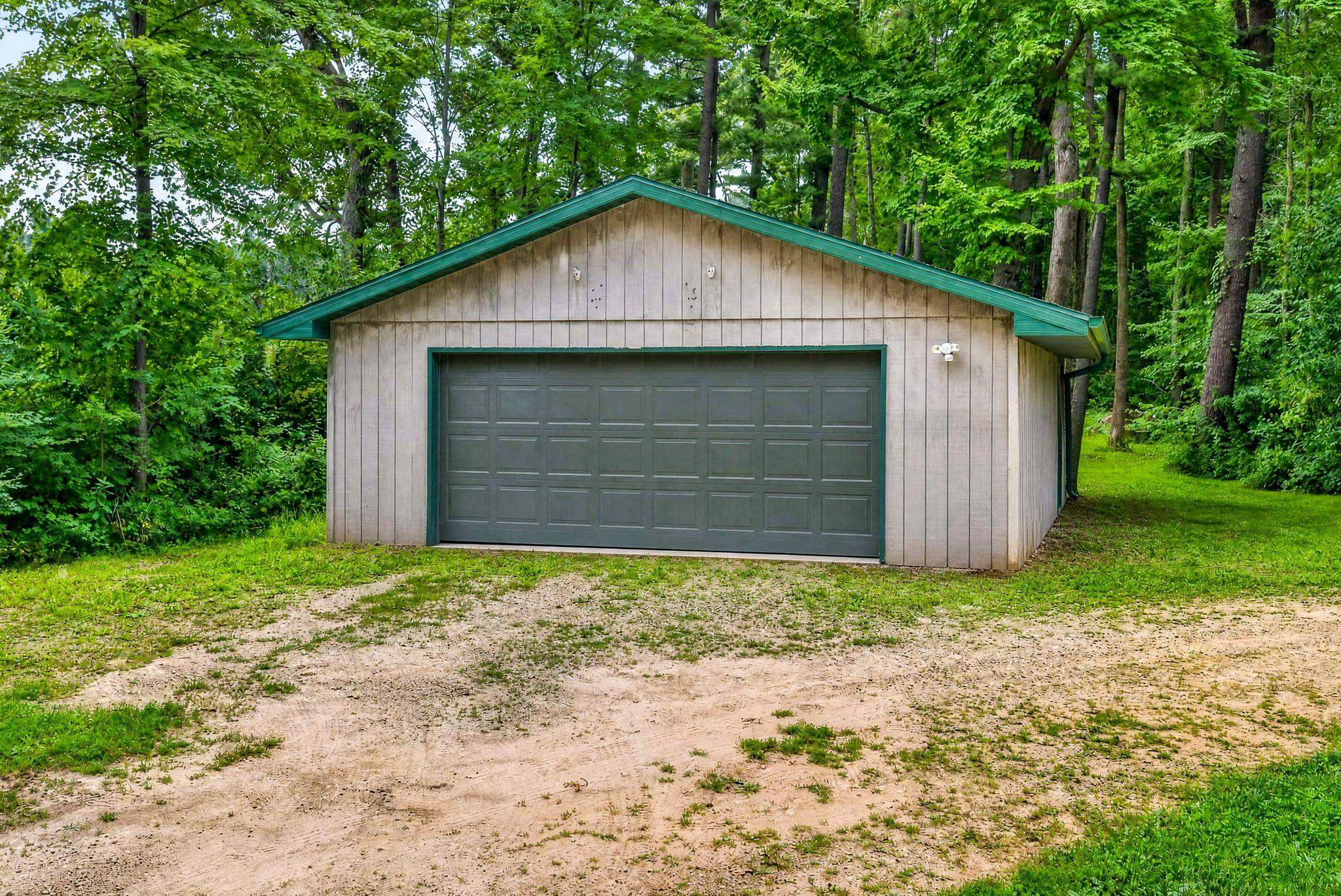 E8566 COUNTY ROAD H