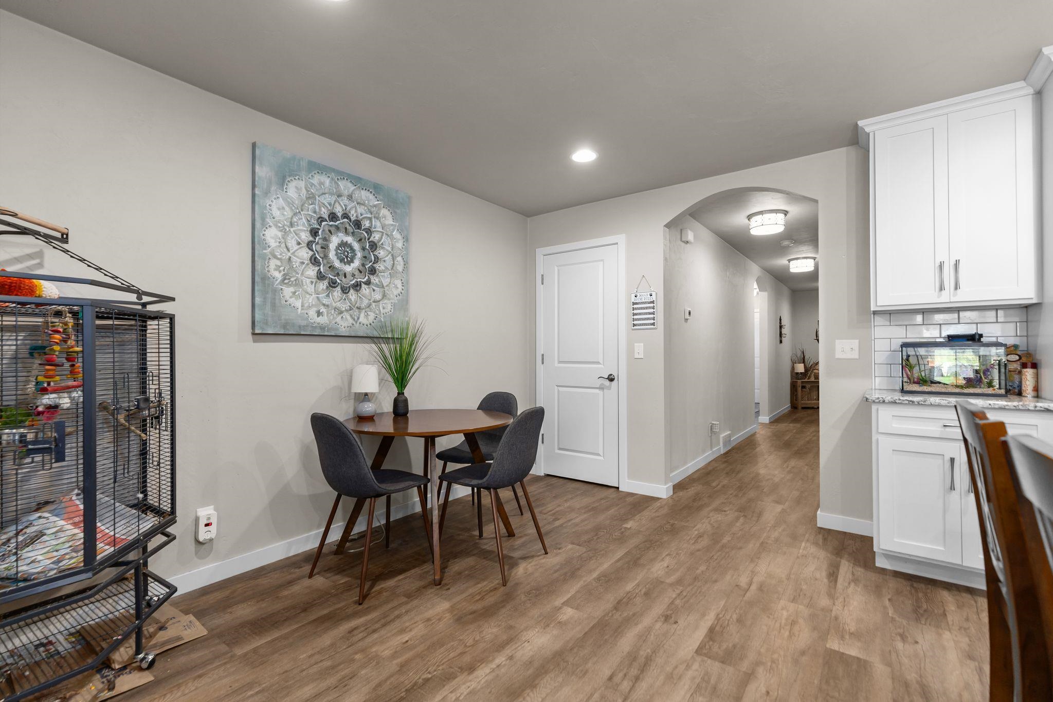 2157 ROYAL CREST Circle Unit: 1