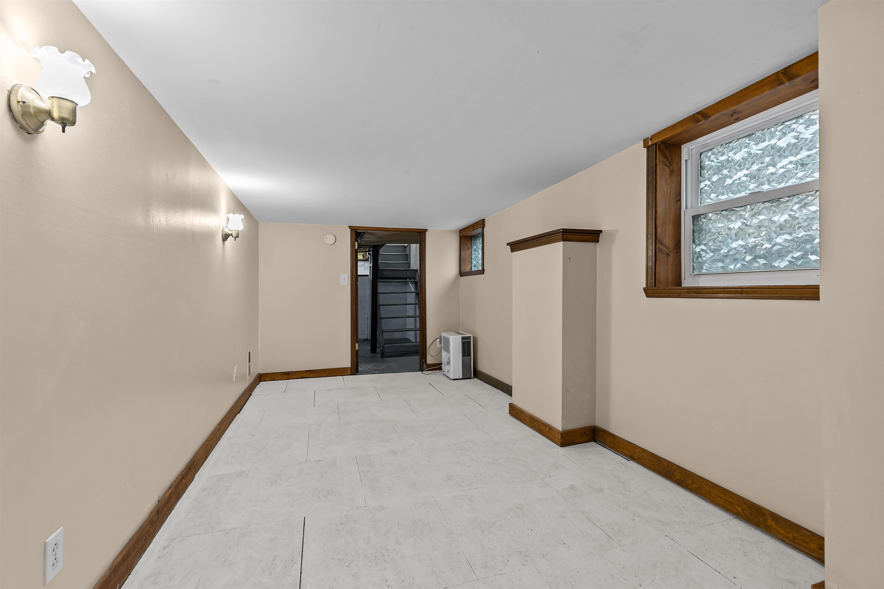 289 LEDGEVIEW Avenue