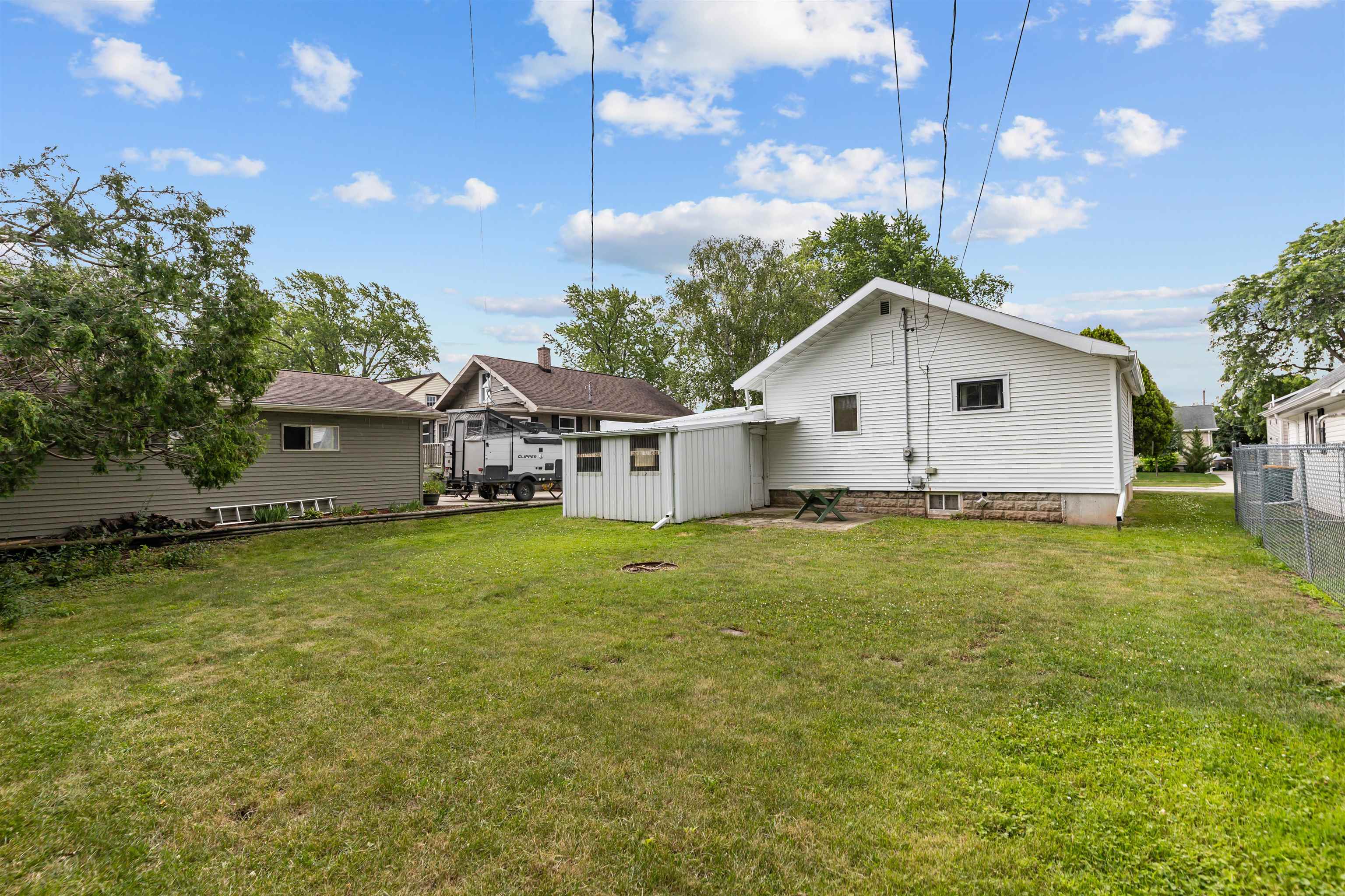 289 LEDGEVIEW Avenue