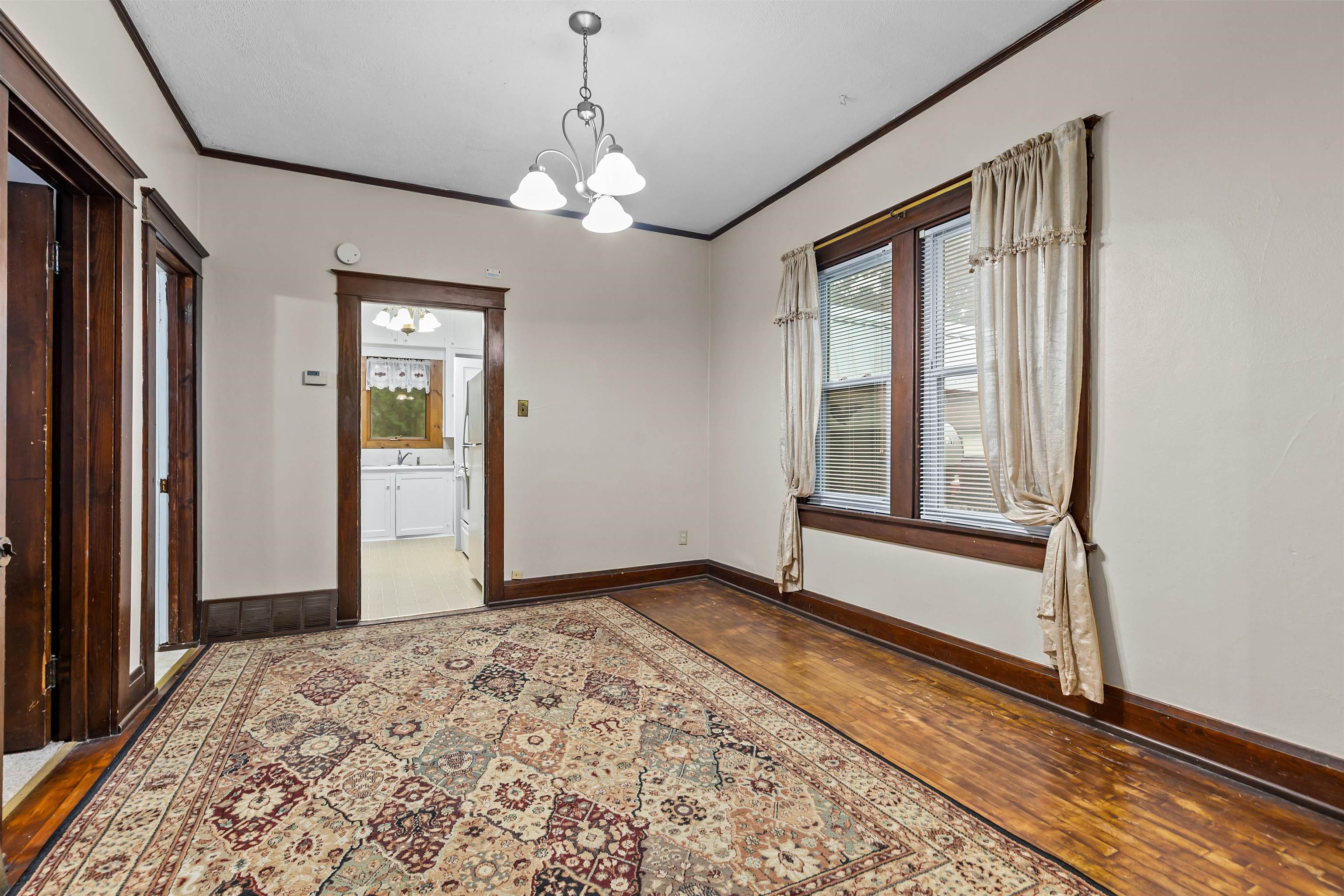 289 LEDGEVIEW Avenue