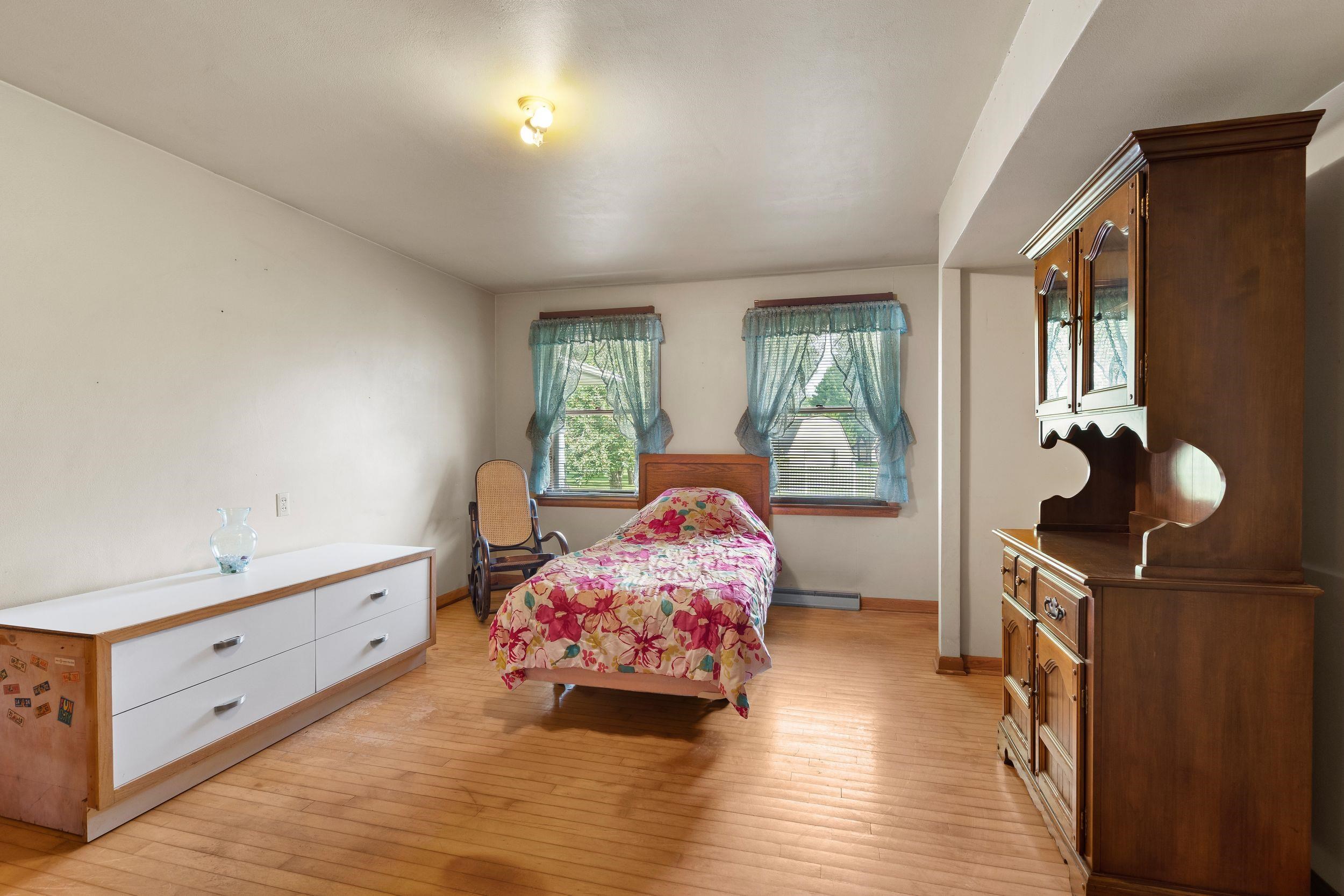 245 DARBOY Road