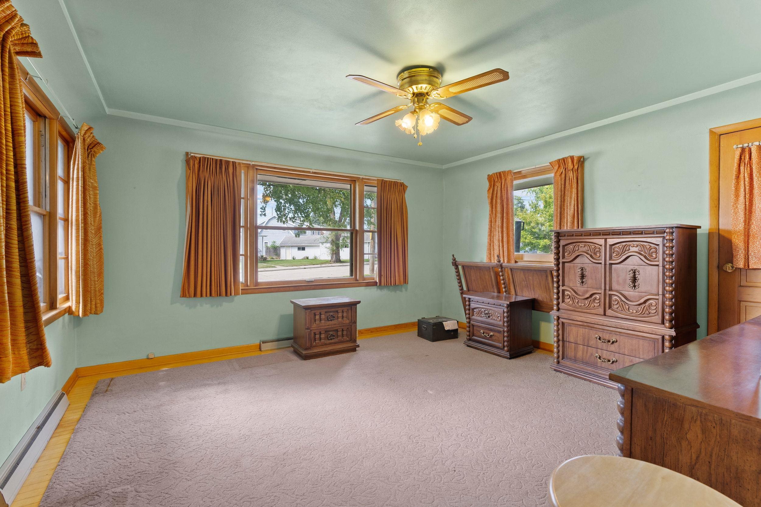 245 DARBOY Road