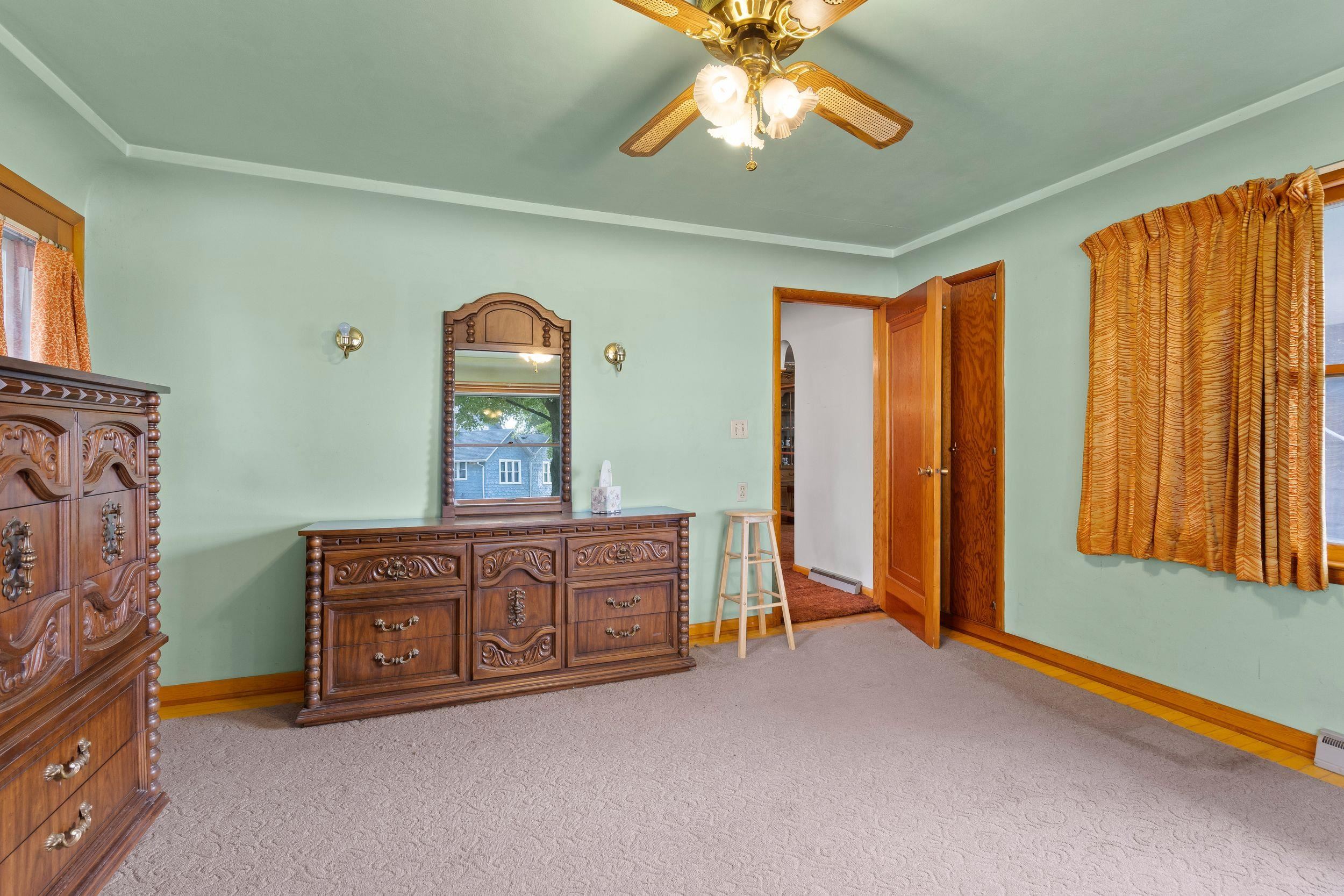 245 DARBOY Road