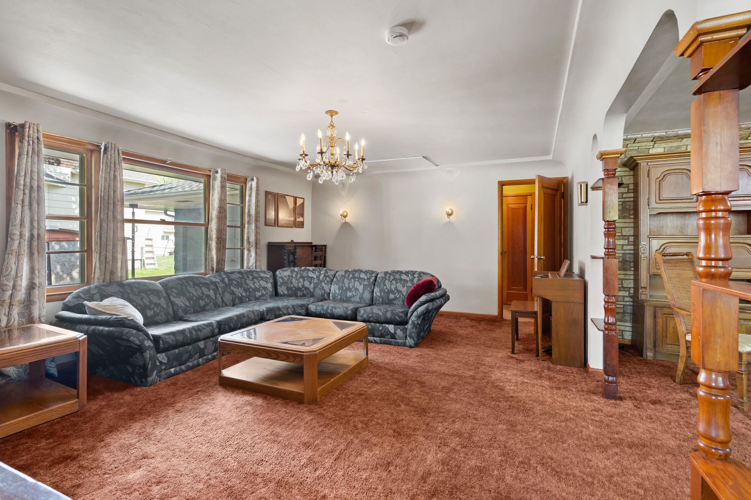 245 DARBOY Road