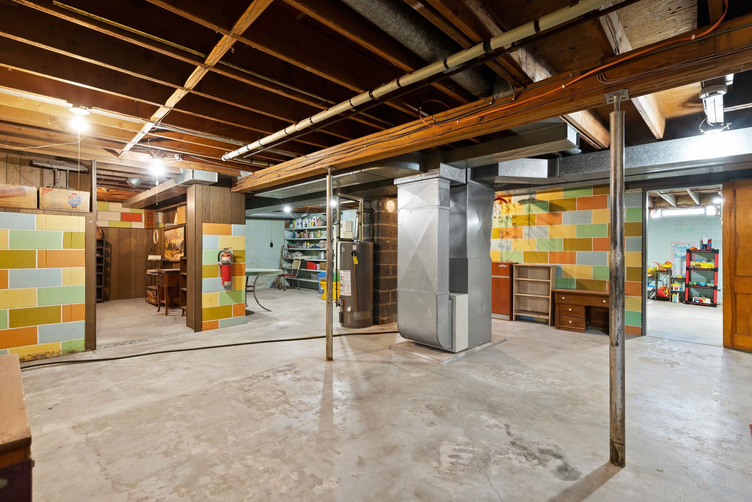 245 DARBOY Road