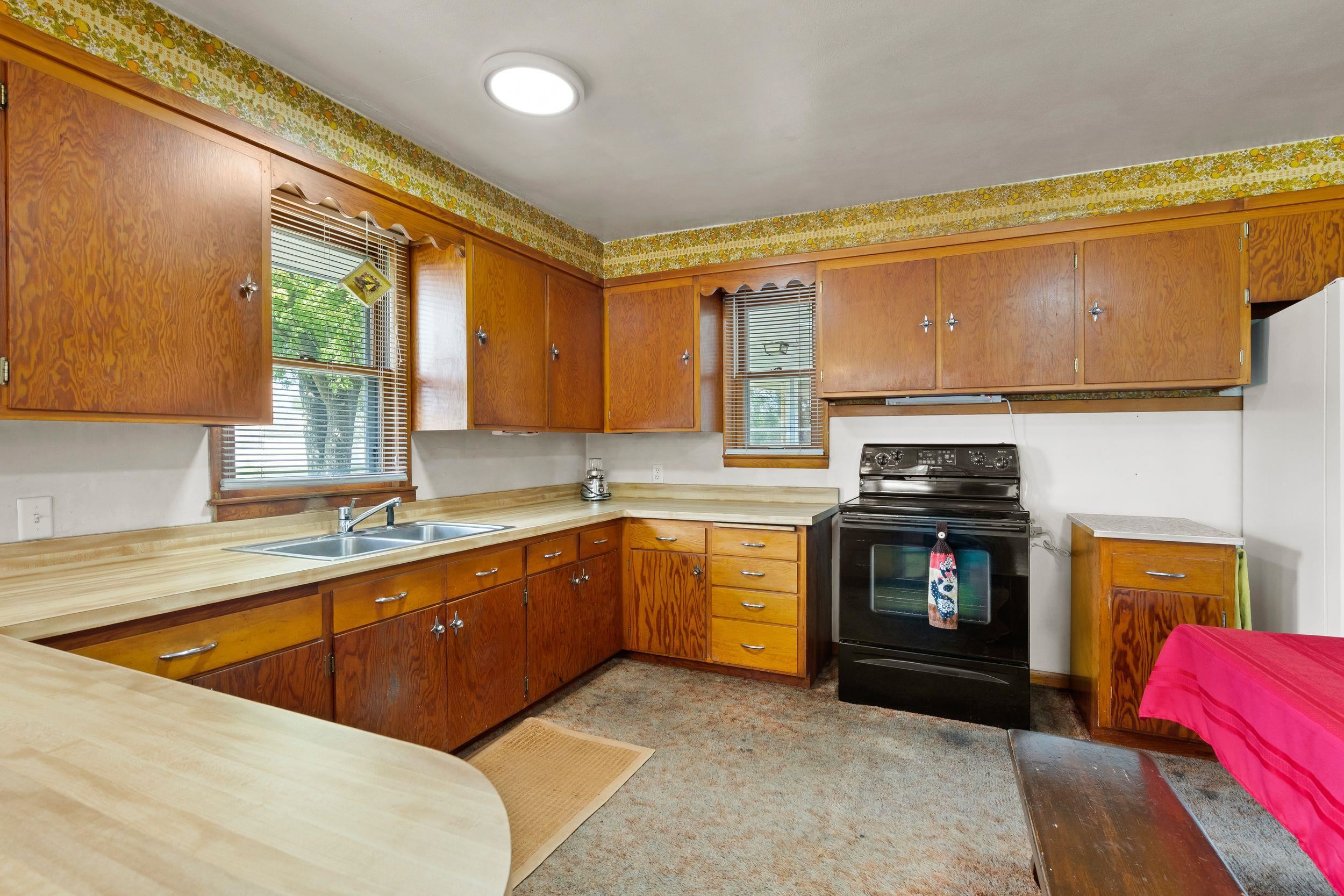 245 DARBOY Road