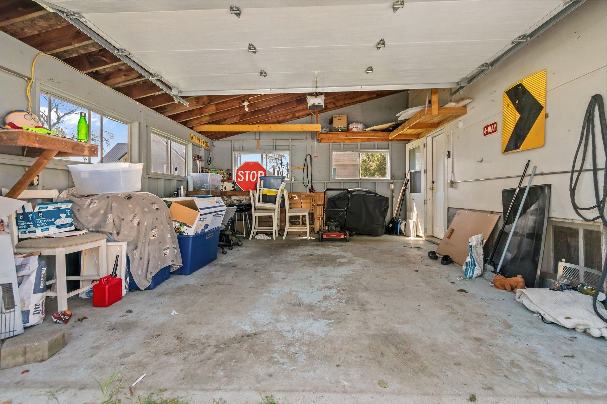 22 E 12TH Street
