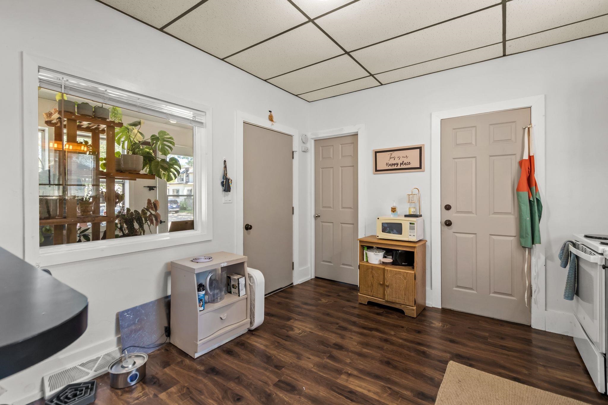 22 E 12TH Street