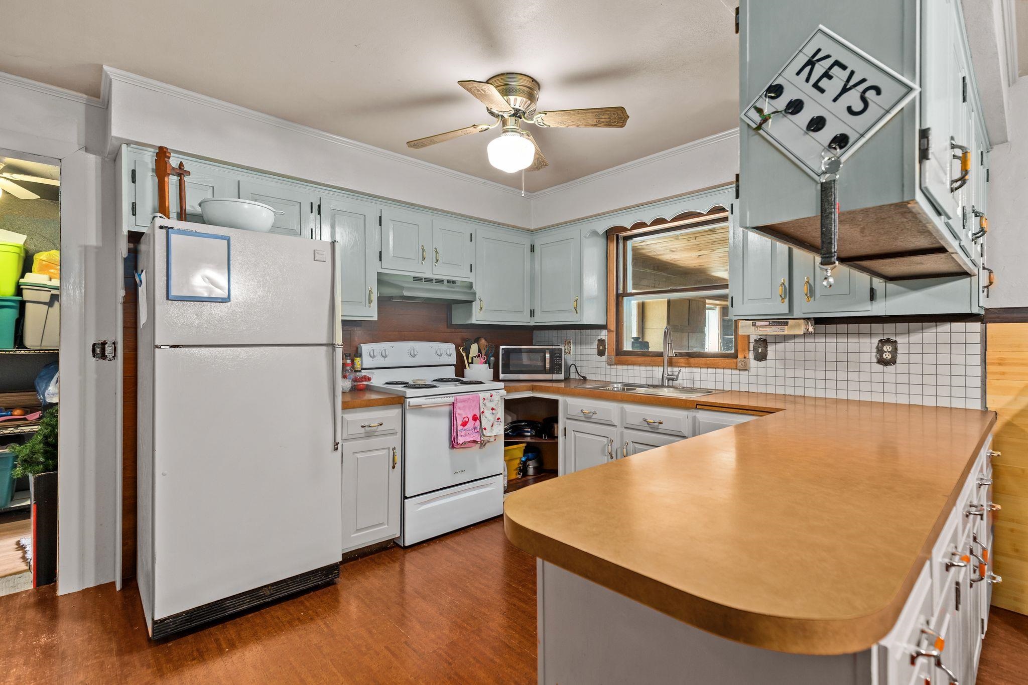 26 BITTERSWEET Court
