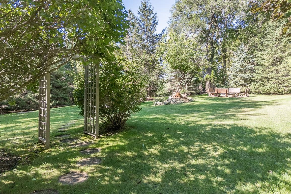 N1145 ROENA Lane