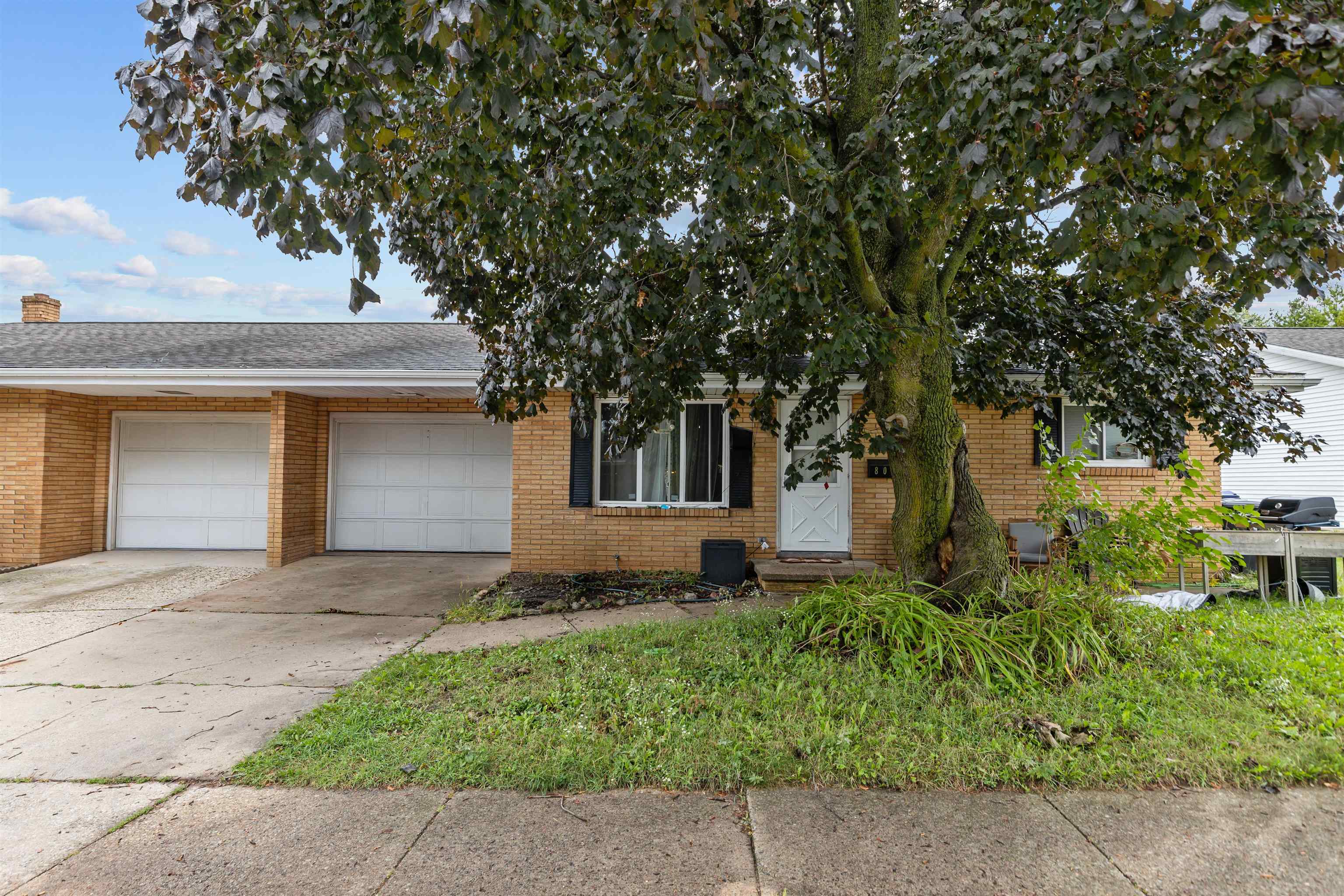 801 W BROWNING Street