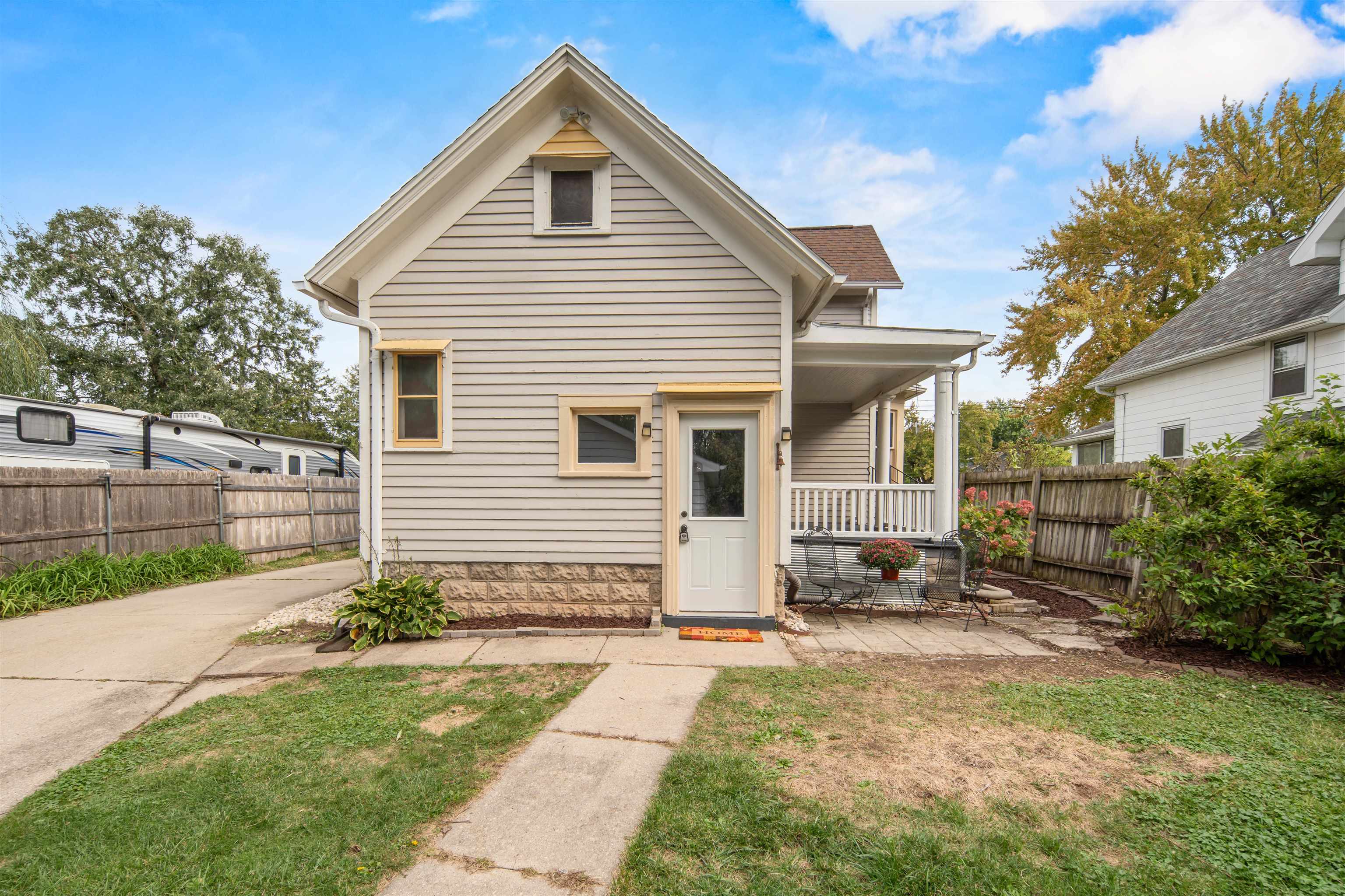 315 VAN Street