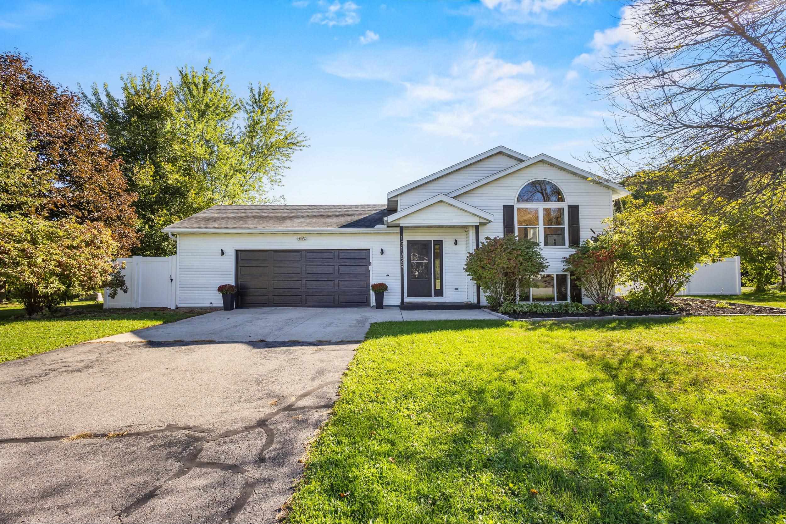 151729 WISTERIA Lane